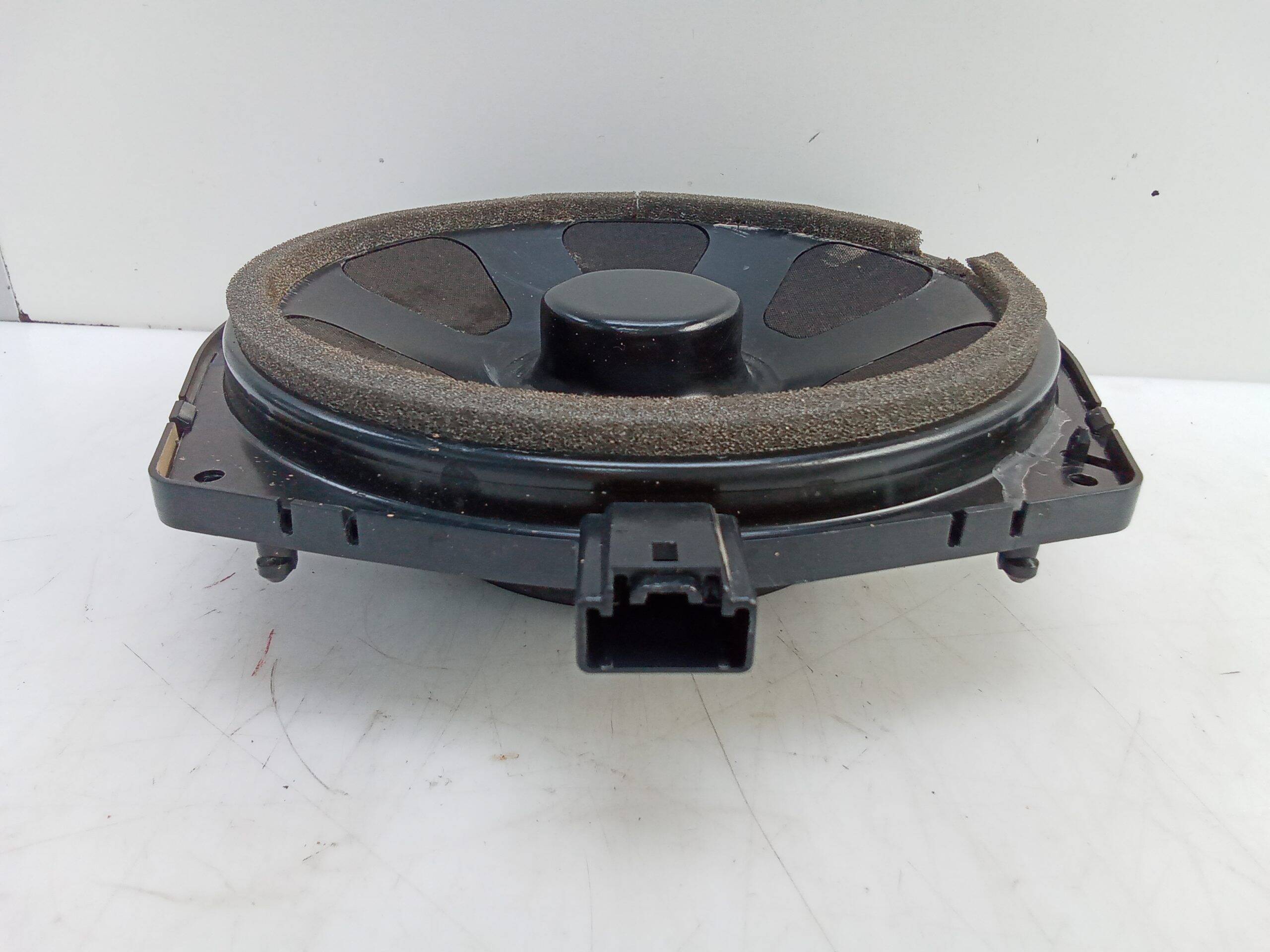 Altavoz delantero izquierdo land rover range rover (01.2013->)