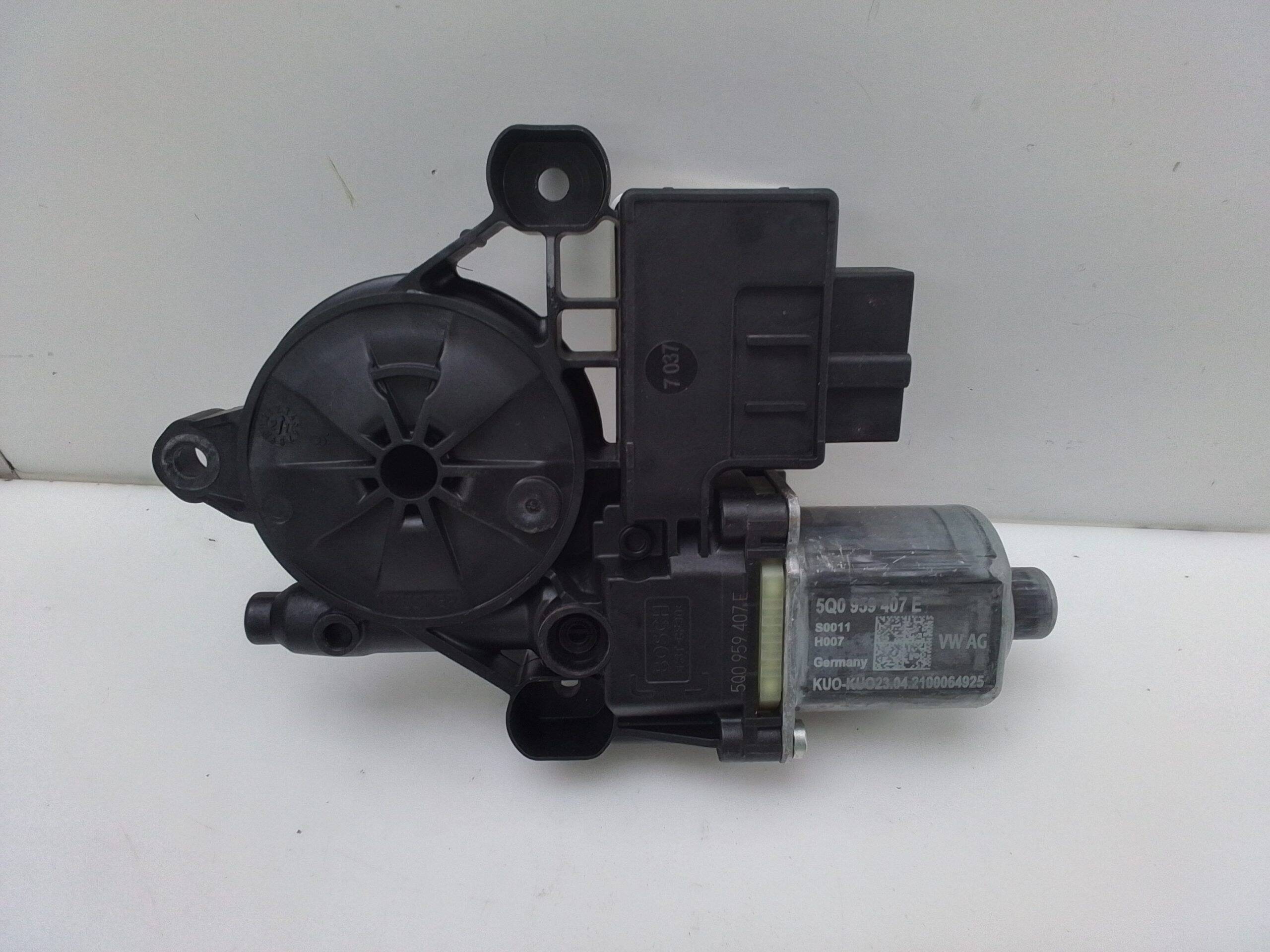 Motor elevalunas trasero izquierdo volkswagen golf vii (5g1/be1)(09.2012->)