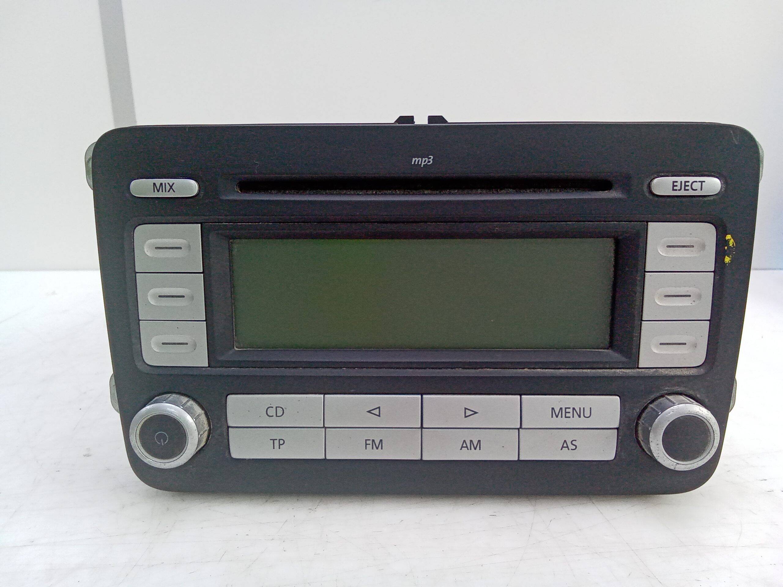 Radio volkswagen golf v (1k1)(2003->)