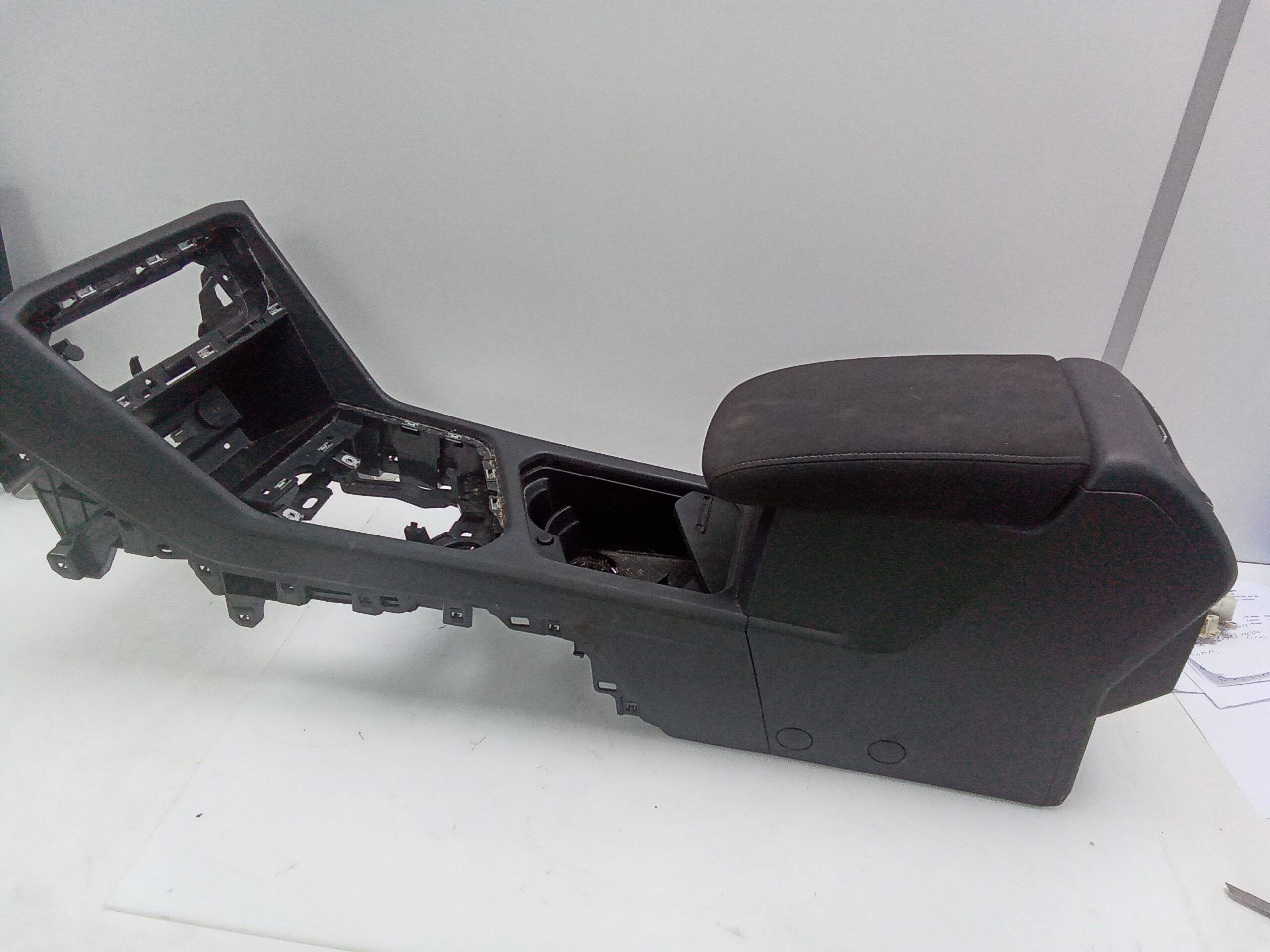 Consola central volkswagen tiguan (ad1)(01.2016->)