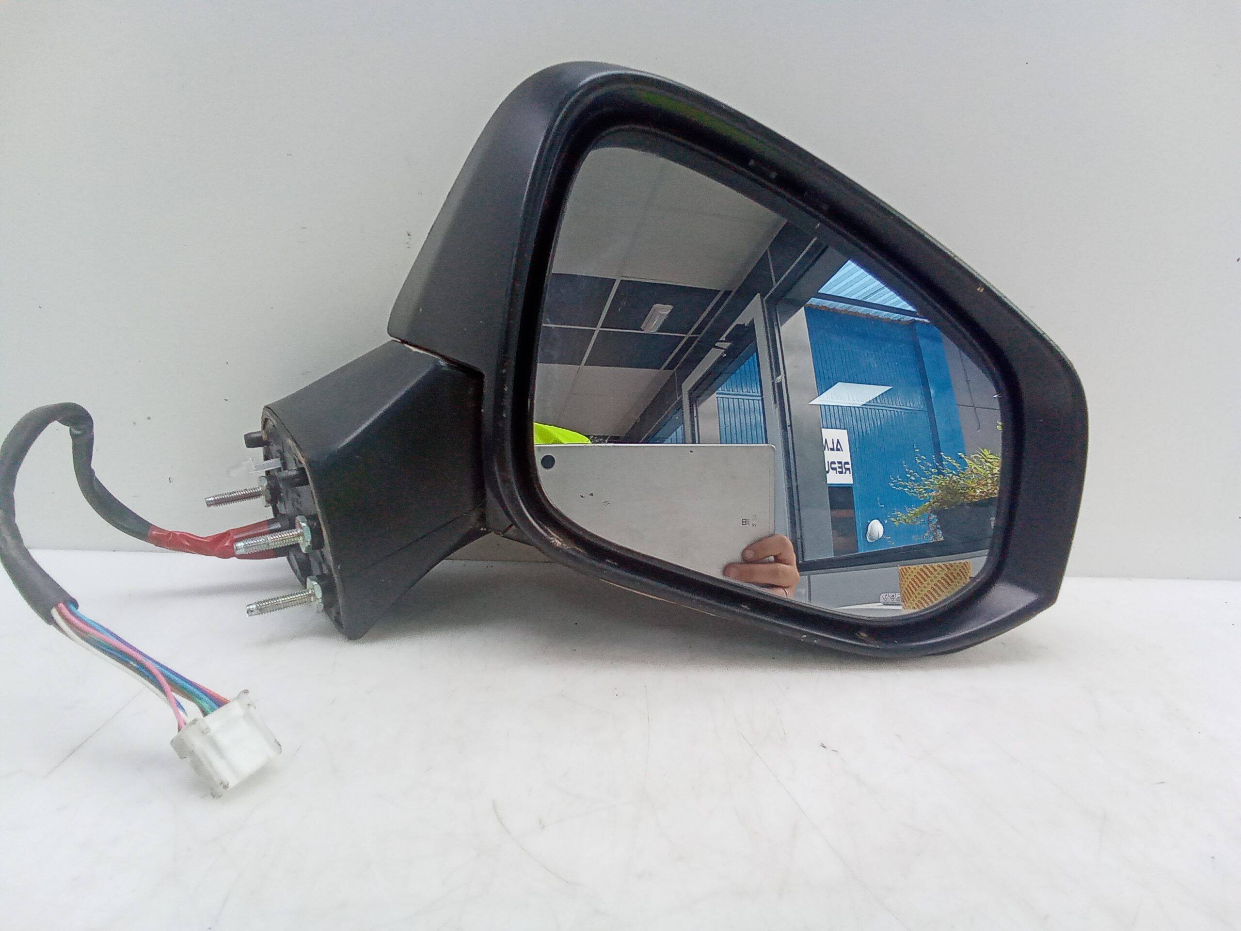 Retrovisor derecho toyota rav4 (2019->)