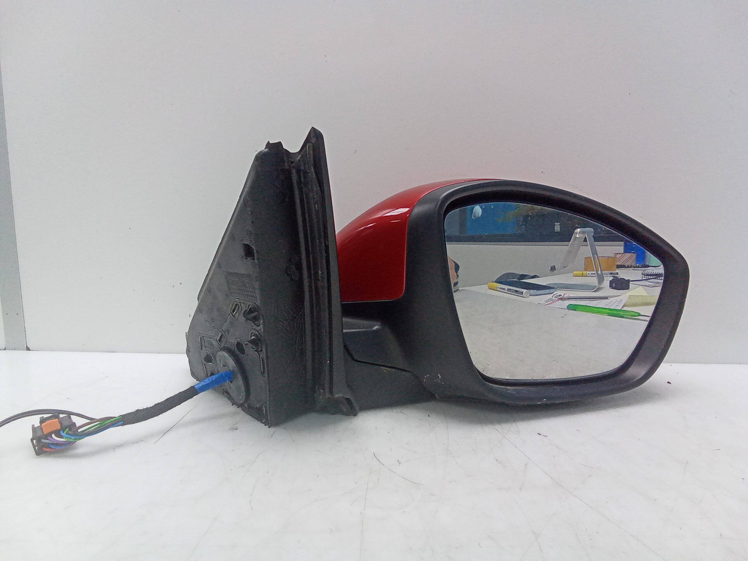 Retrovisor derecho peugeot 208 (p2)(06.2019->)