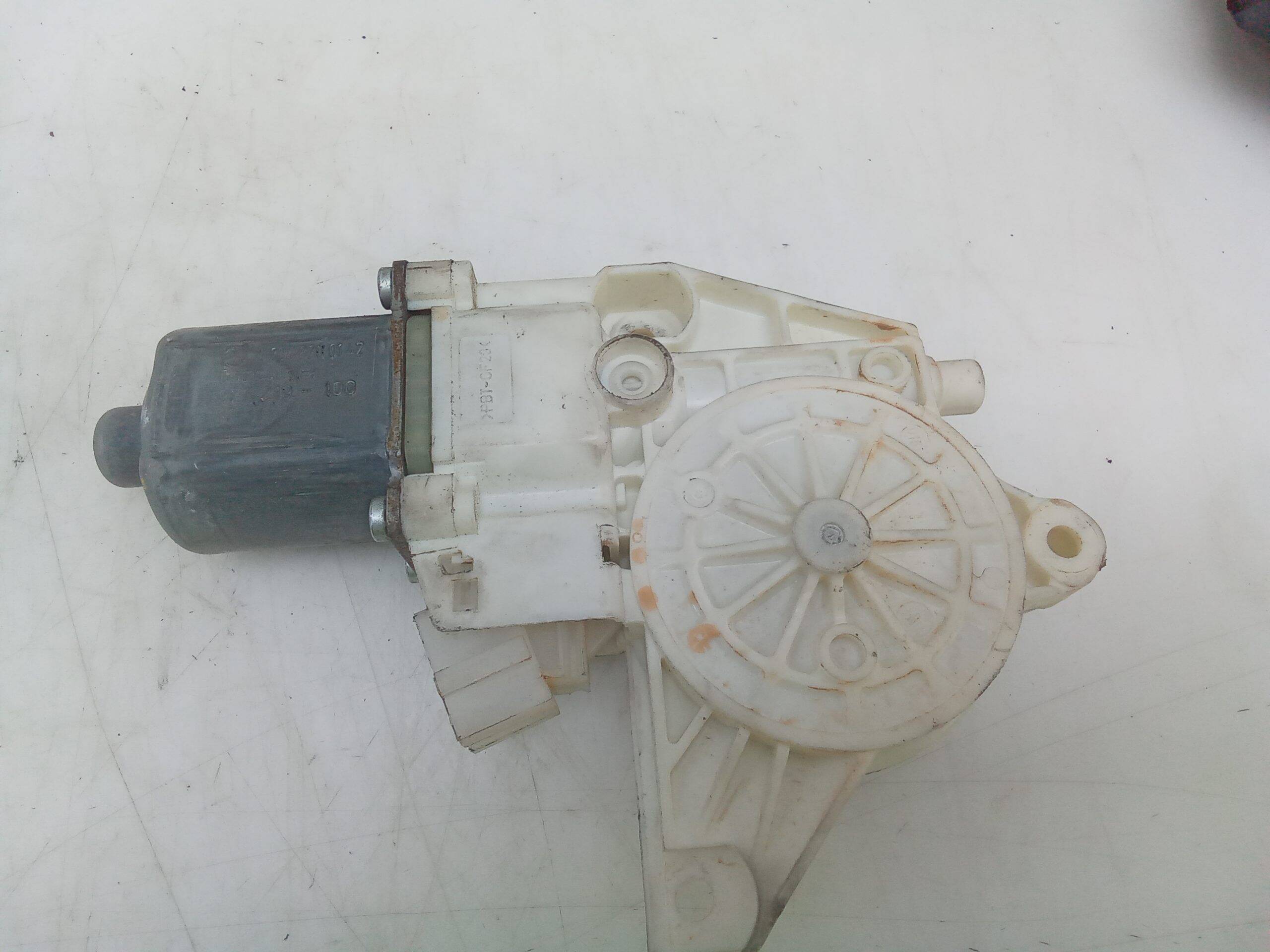 Motor elevalunas delantero izquierdo mercedes-benz 190 (w201)