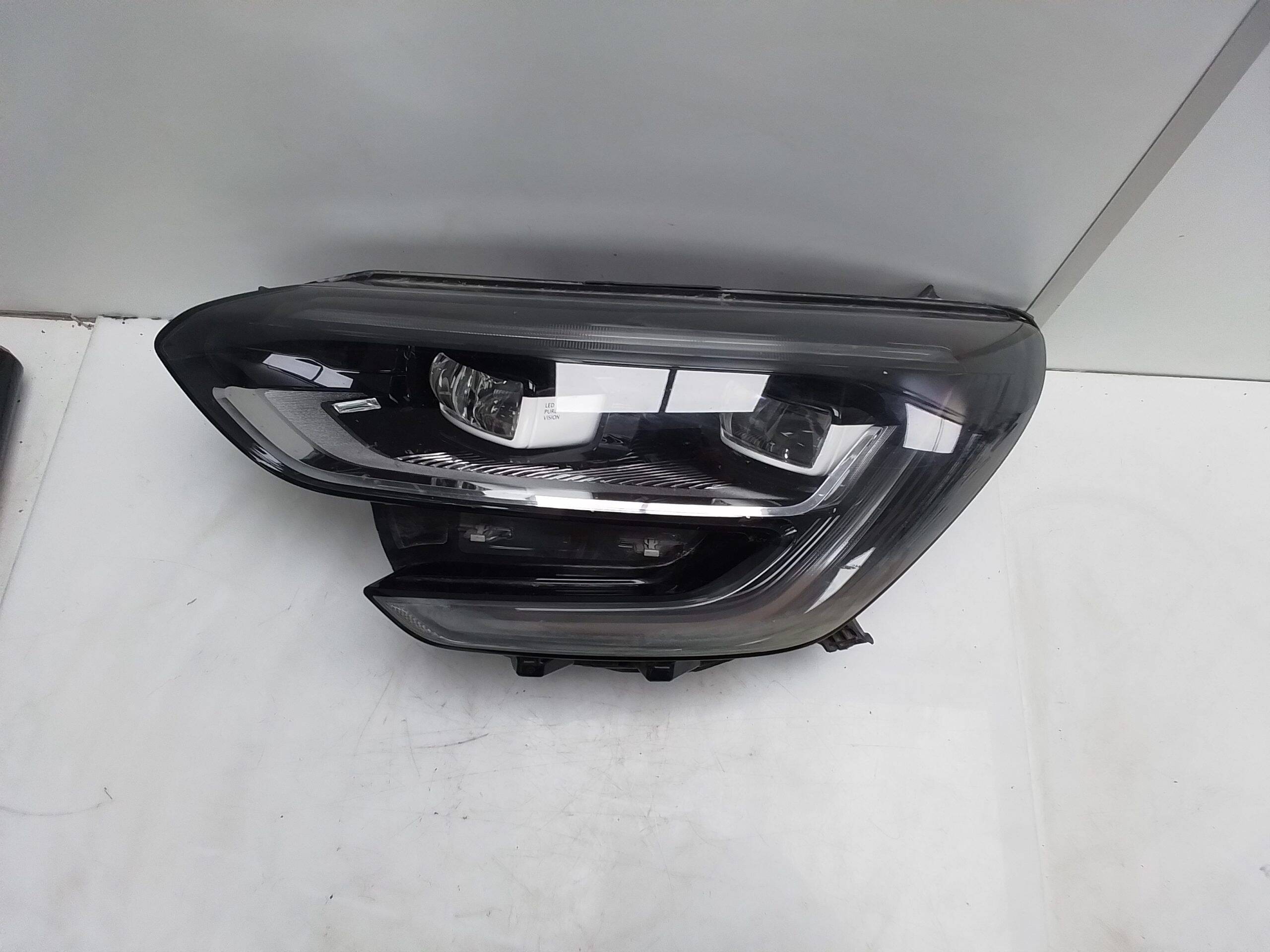 Faro izquierdo renault megane iv berlina 5p (12.2015->)