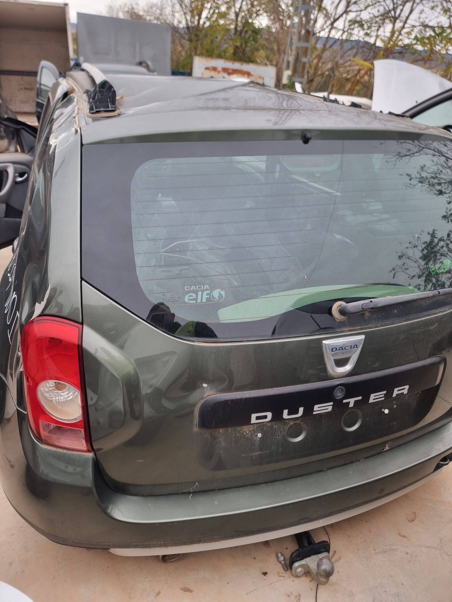 Reposabrazos dacia duster i (2010->)