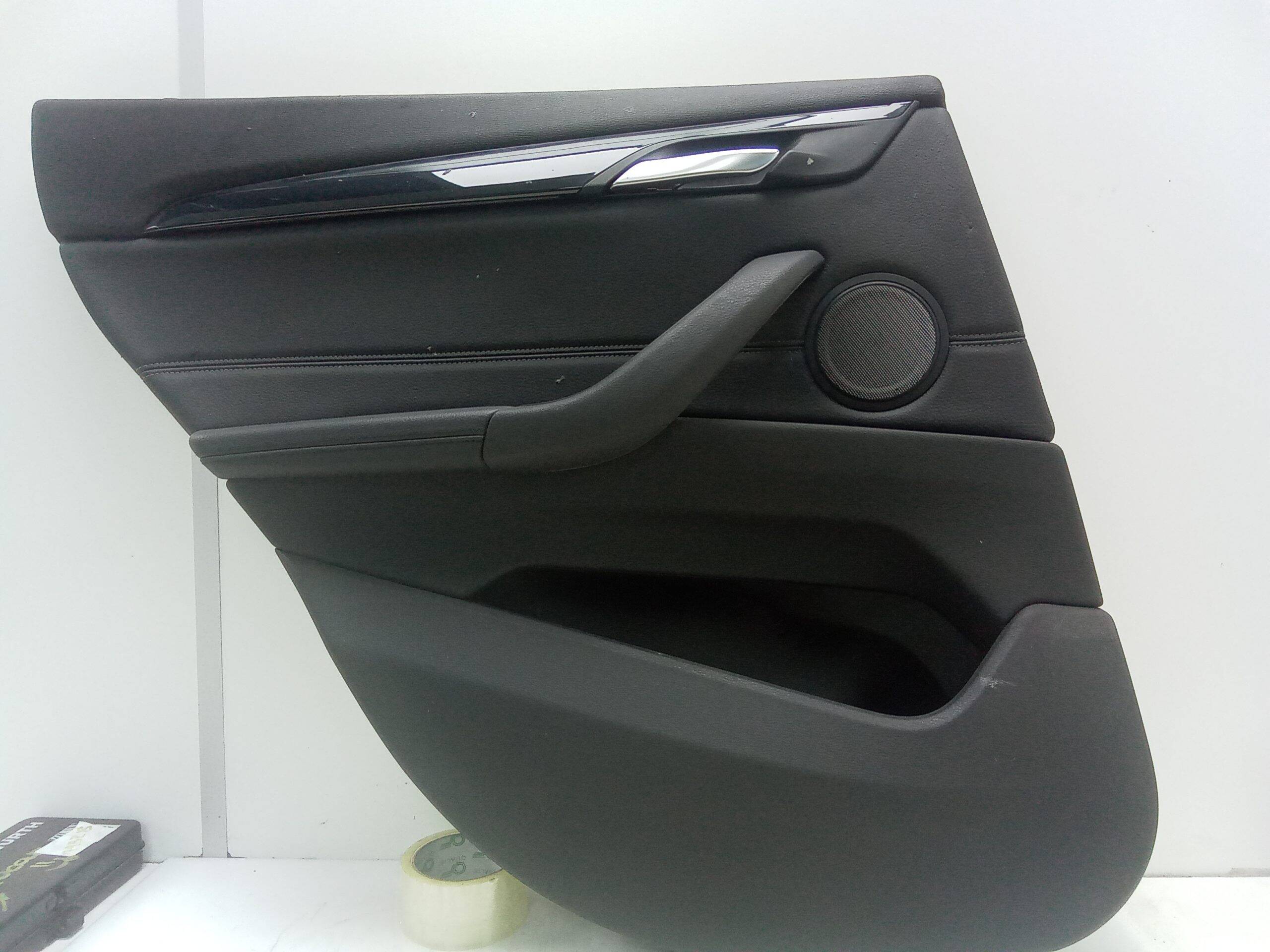 Guarnecido puerta trasera izquierda bmw serie x1 (f48)(2015->)