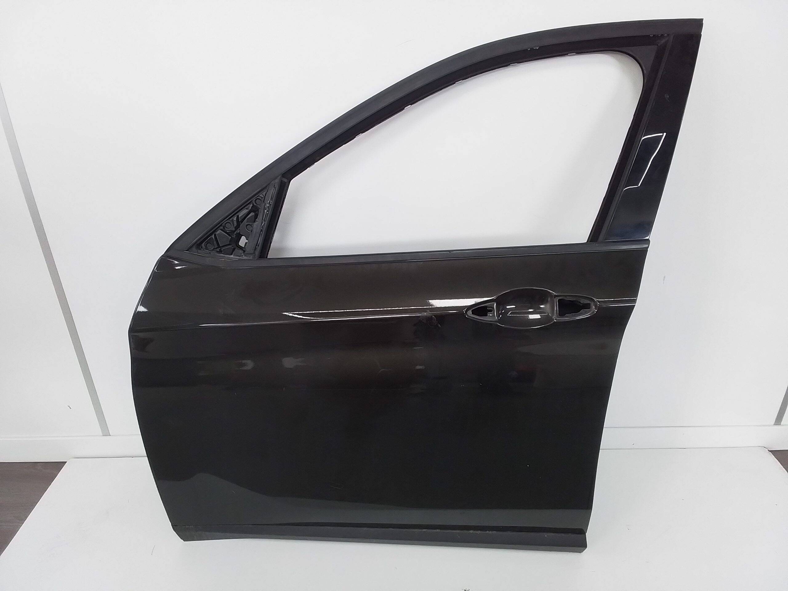 Puerta delantera izquierda bmw serie x1 (f48)(2015->)