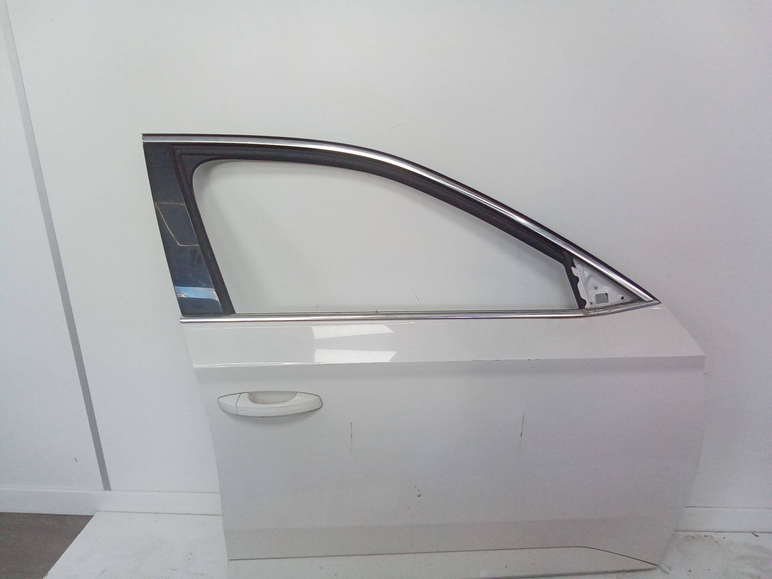 Puerta delantera derecha skoda superb berlina (3v3)(03.2015->)