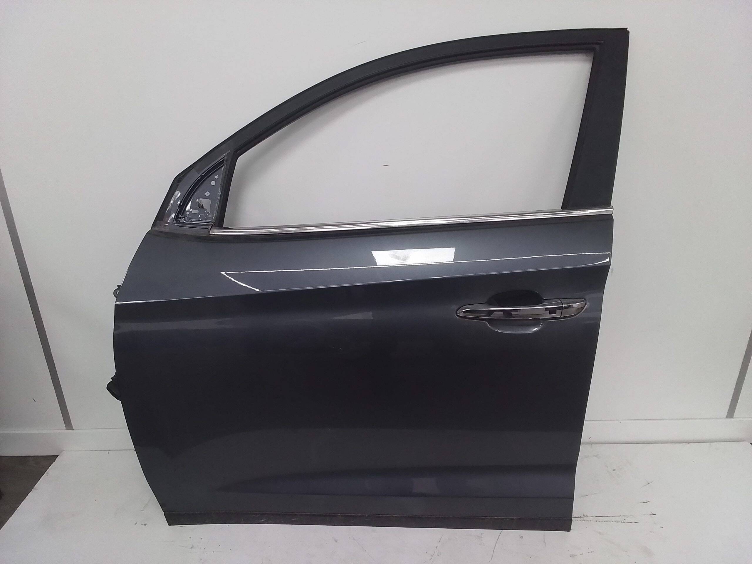 Puerta delantera izquierda hyundai tucson (tl)(2014->)