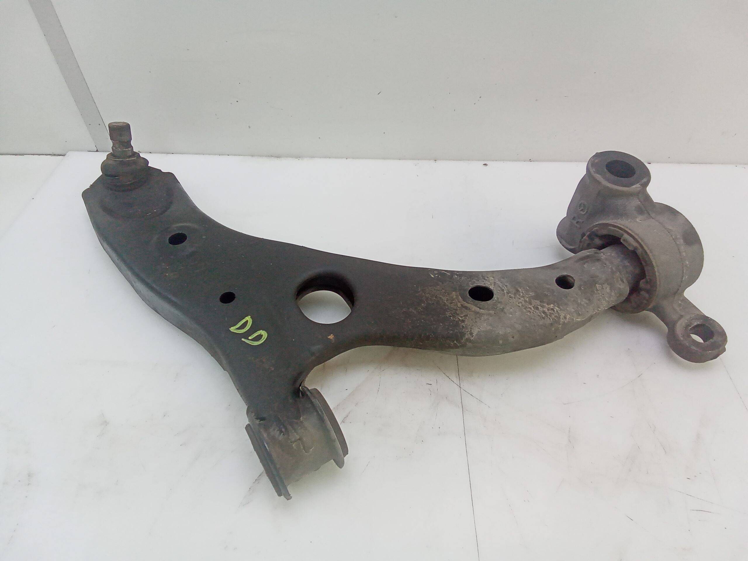 Brazo suspension superior delantero derecho mazda 3 berlina / sedán (bm/bn)(07.2013->)