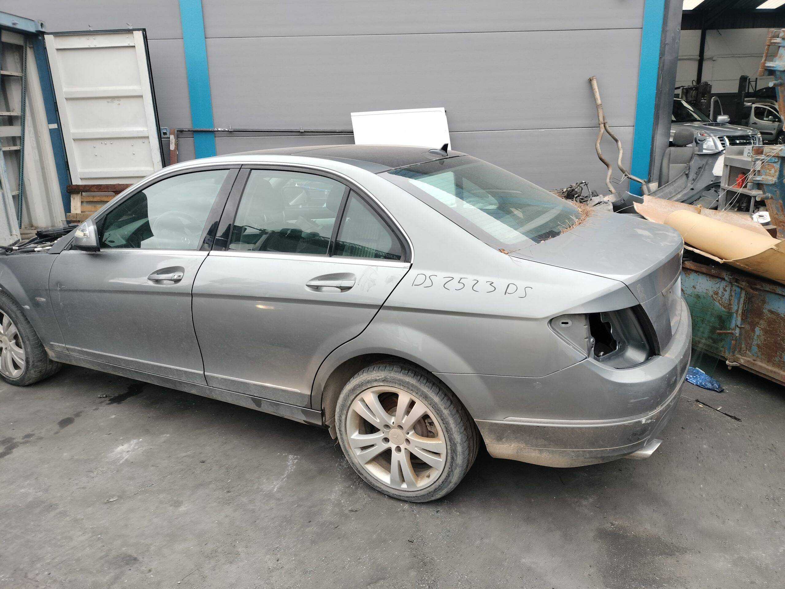 Porton trasero mercedes-benz clase c (bm 204) berlina (01.2007->)