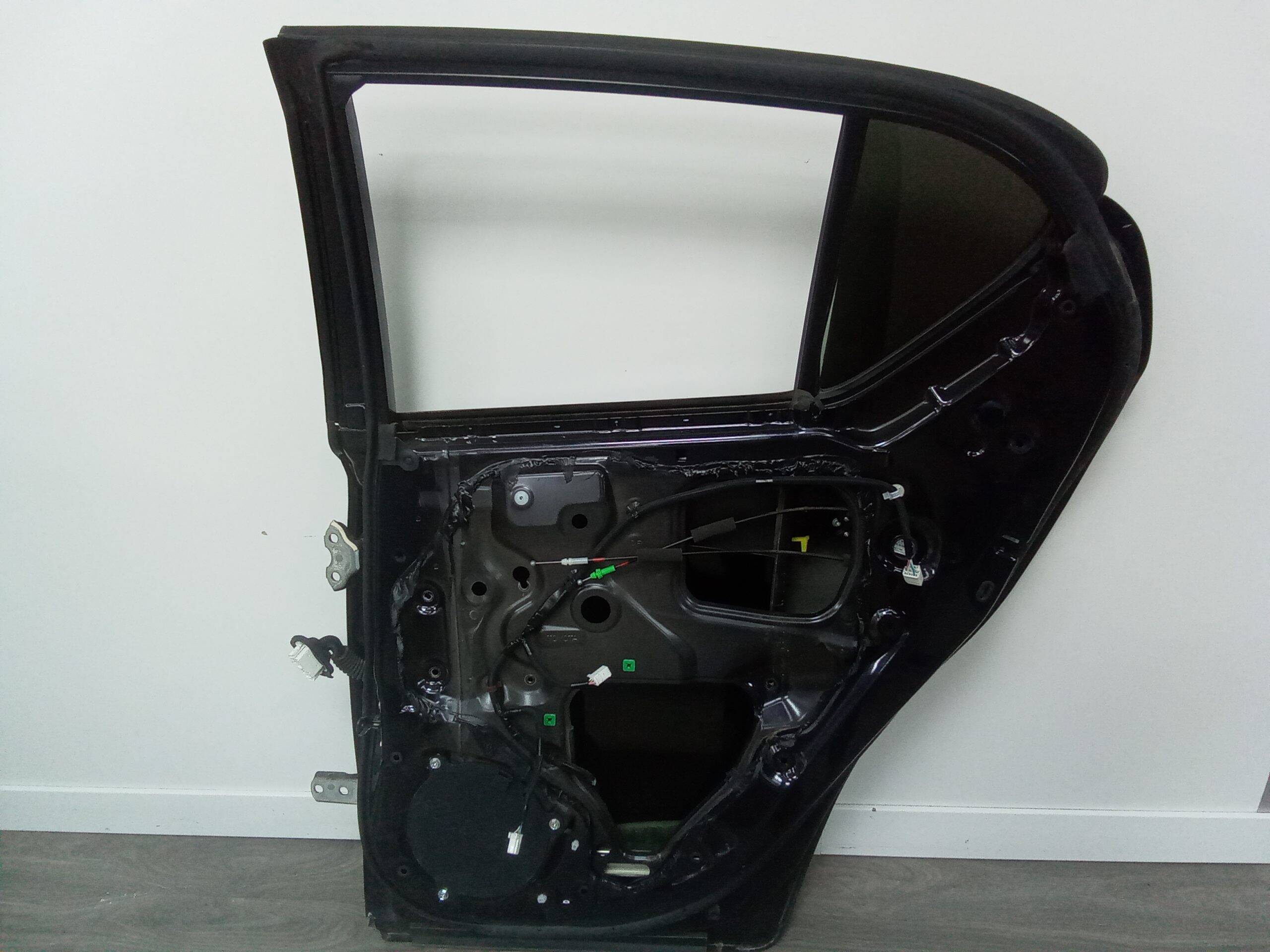 Puerta trasera derecha lexus ct (zwa10)(2010->)