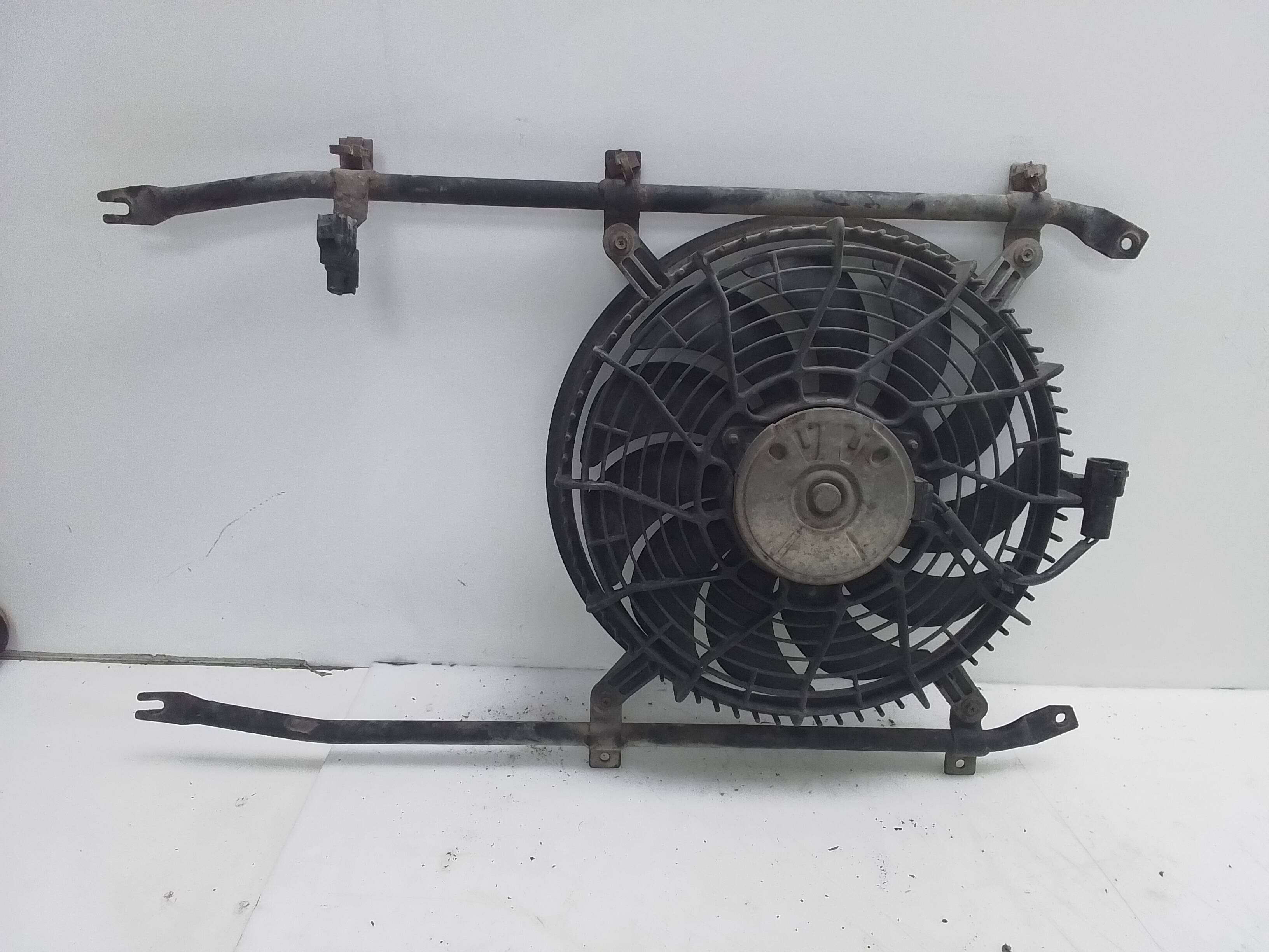 Electroventilador radiador aire acondicionado land rover discovery (2002->)