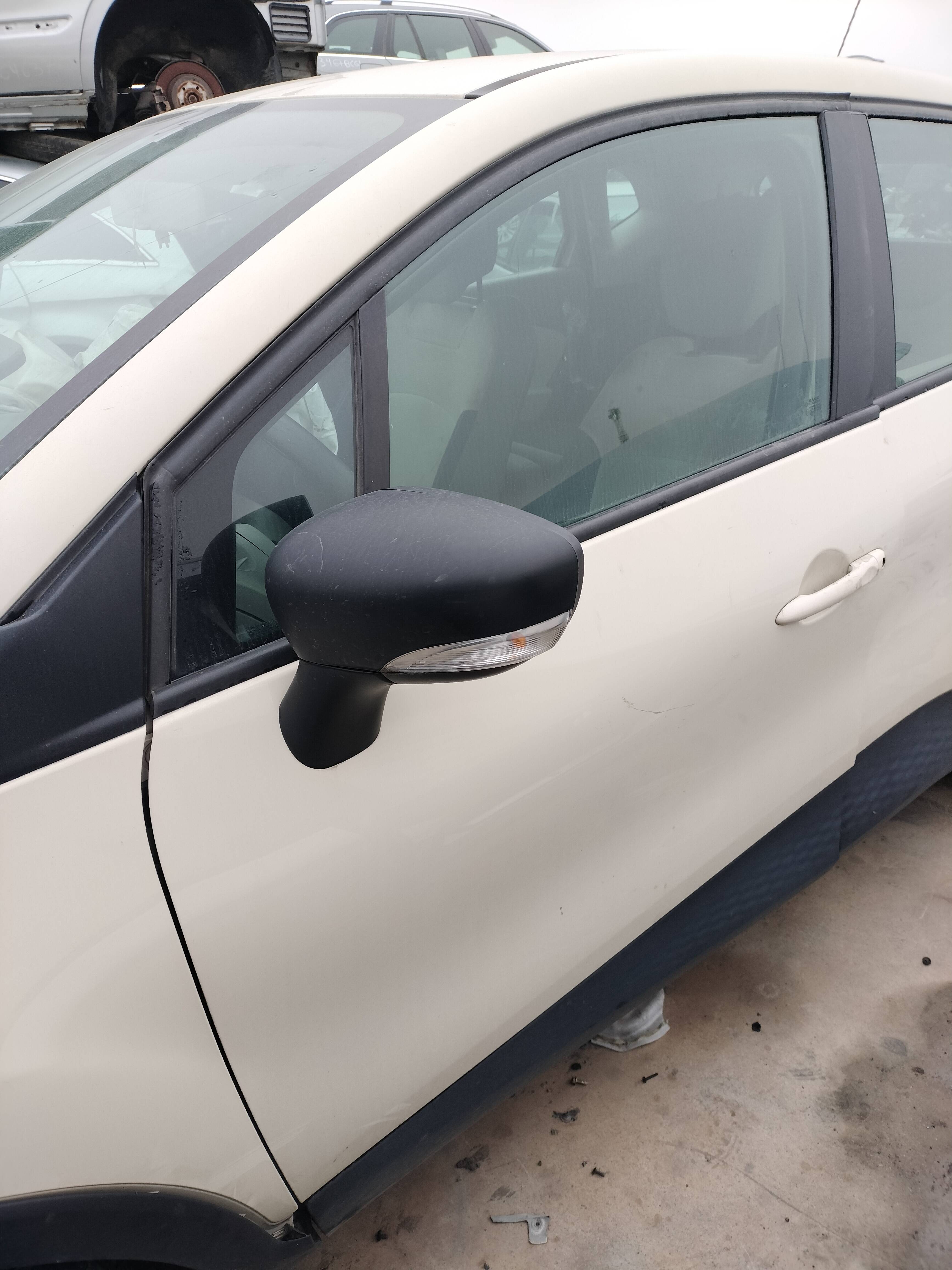 Puerta delantera izquierda renault captur i (2013->)