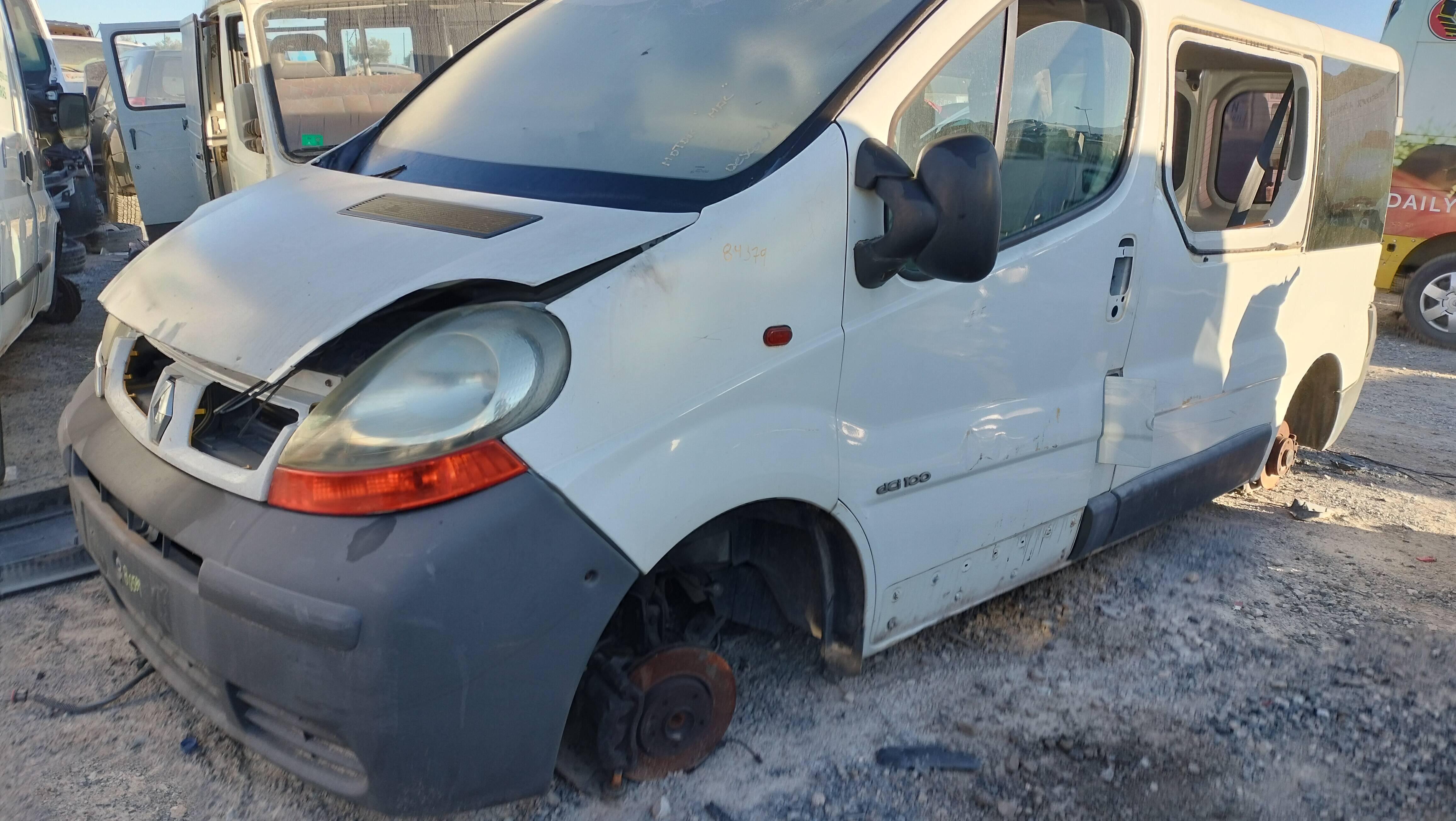 Faro izquierdo renault trafic ii furgón (04.2001->)