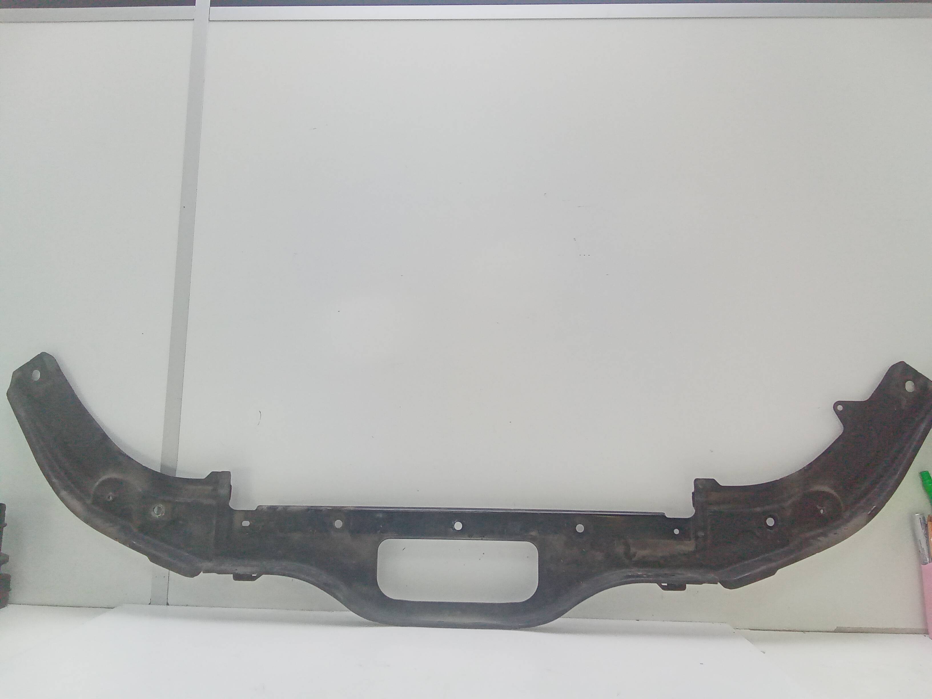 Soporte paragolpes delantero mazda 3 berlina / sedán (bm/bn)(07.2013->)