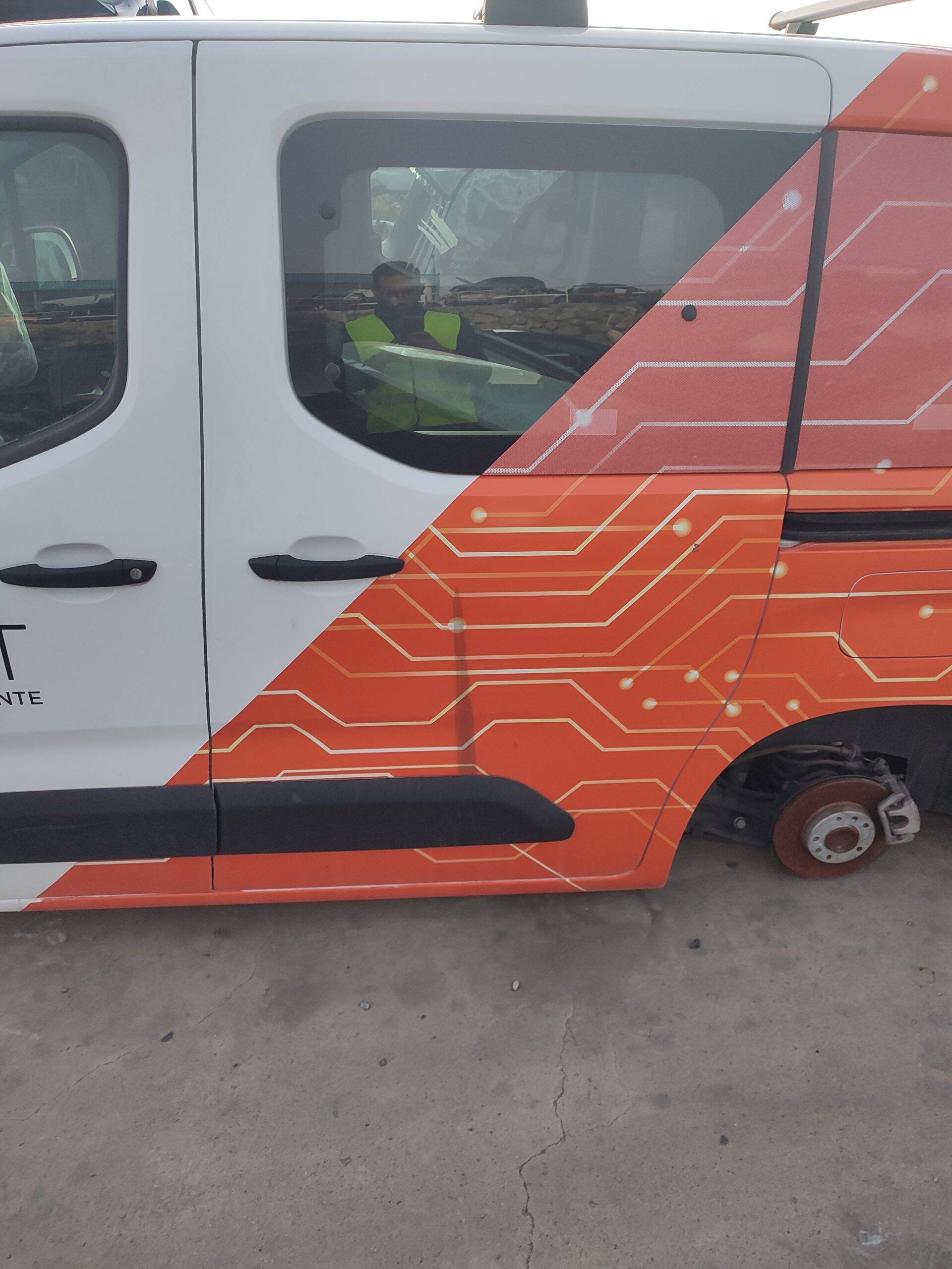 Puerta trasera izquierda citroen berlingo combi (07.2018->)