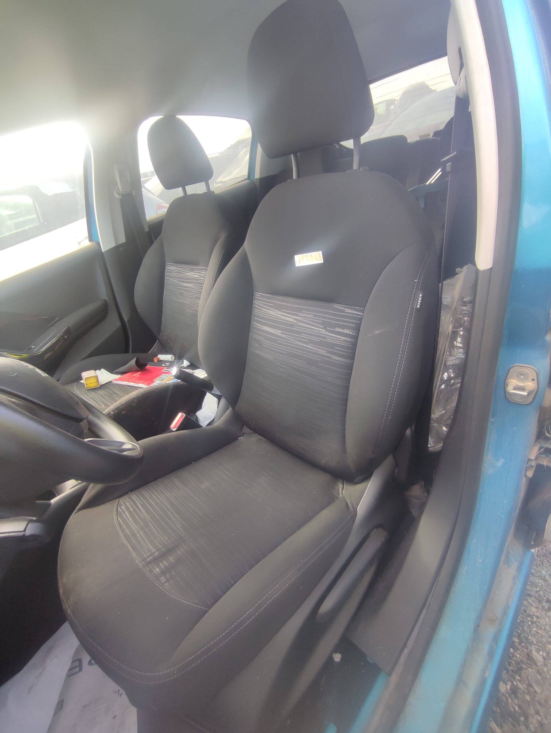 Asiento delantero izquierdo peugeot 208 (01.2012->)