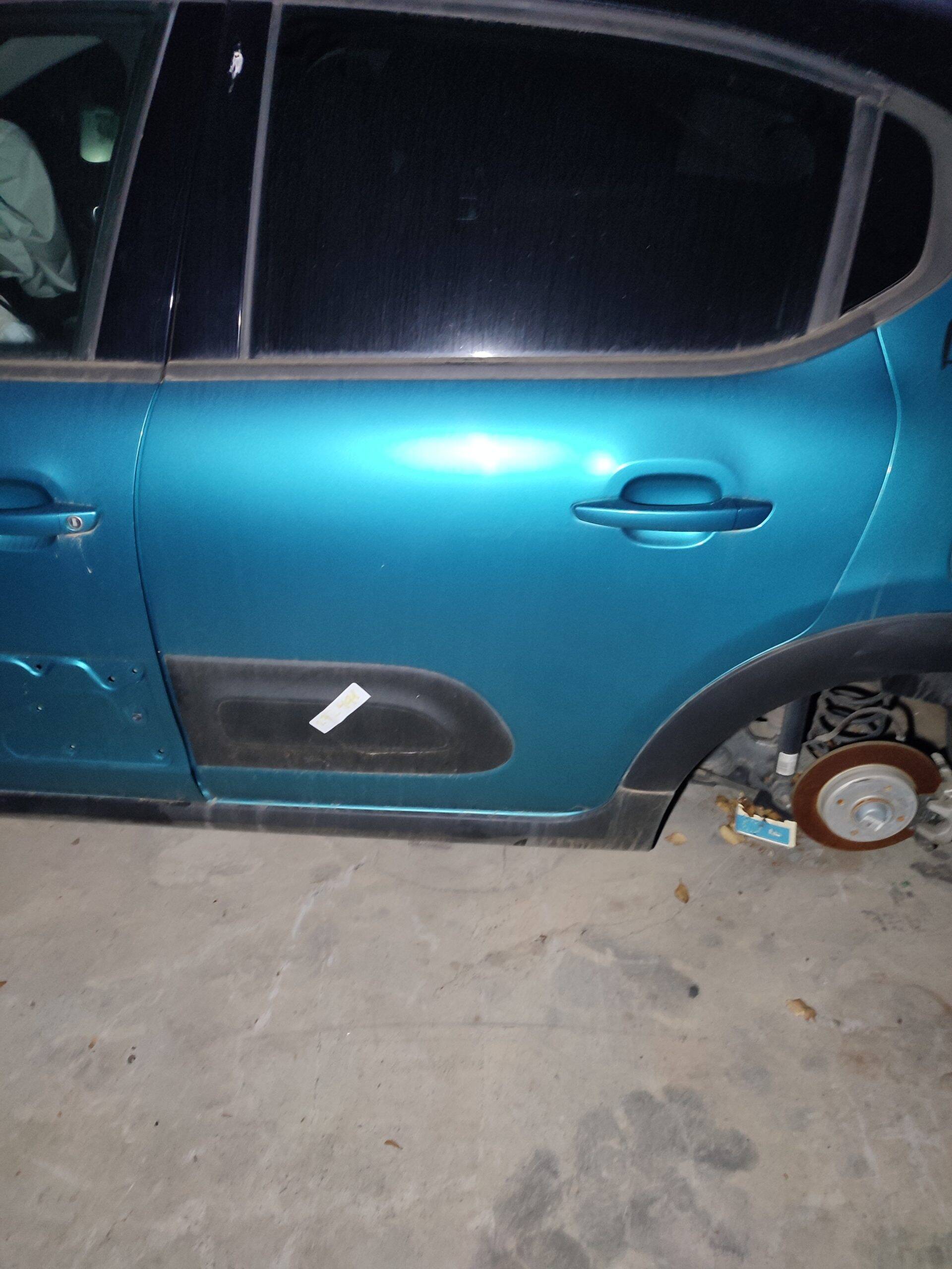 Puerta trasera izquierda citroen c3 (08.2016->)