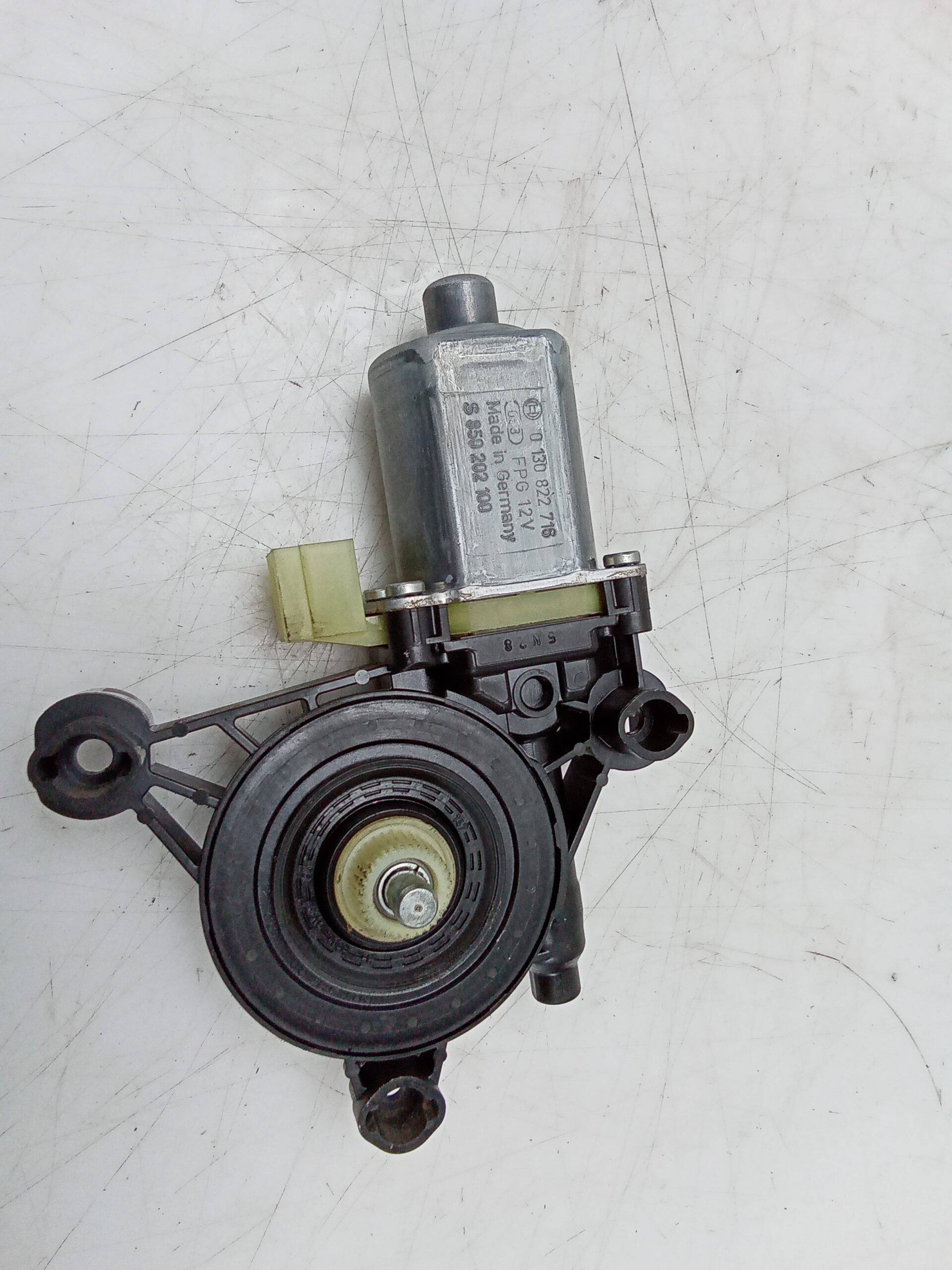 Motor elevalunas delantero izquierdo volkswagen caddy ocio (sa)(2015->)