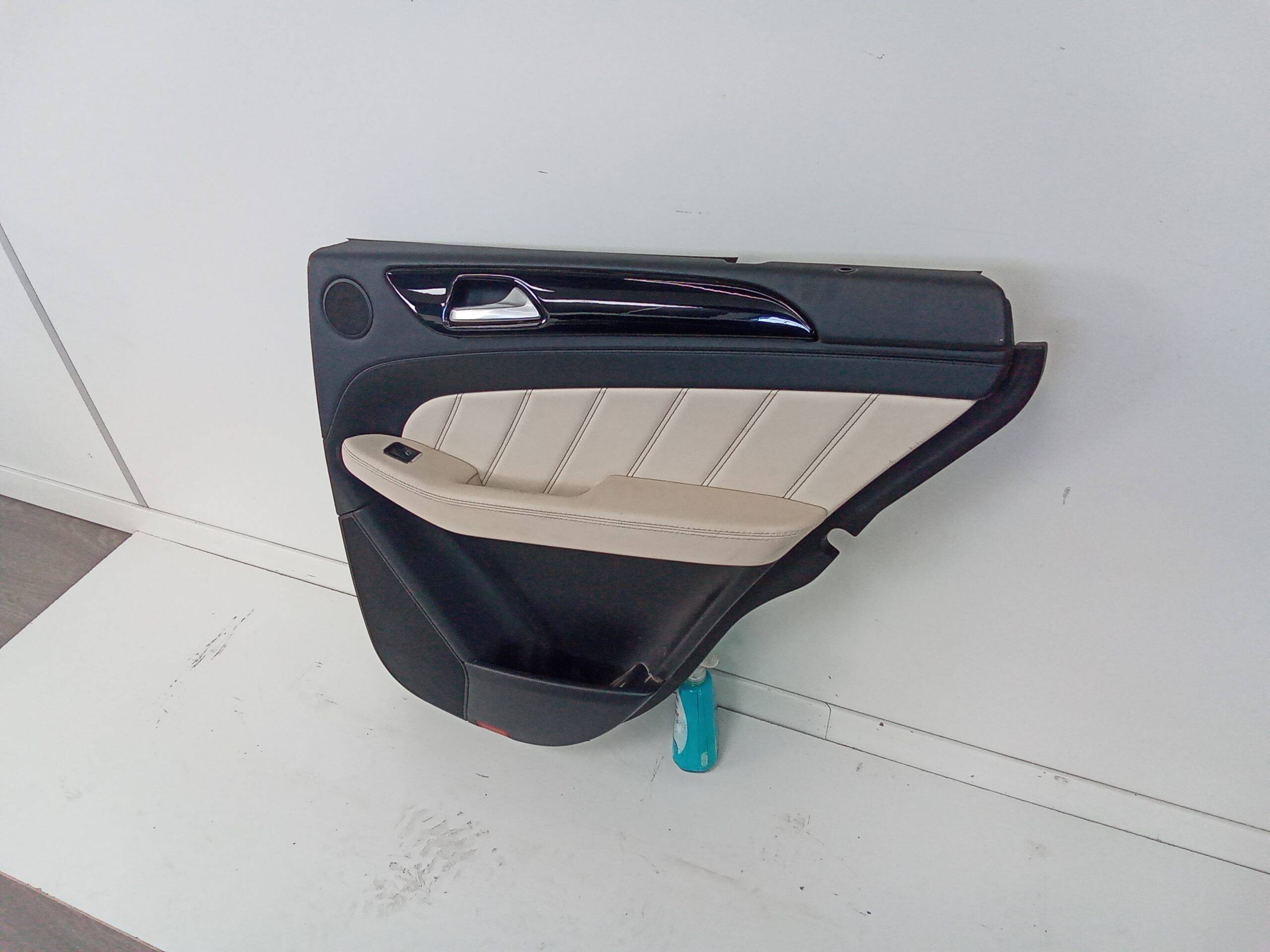 Guarnecido puerta trasera derecha mercedes-benz clase gle (bm 292) coupe (01.2015->)