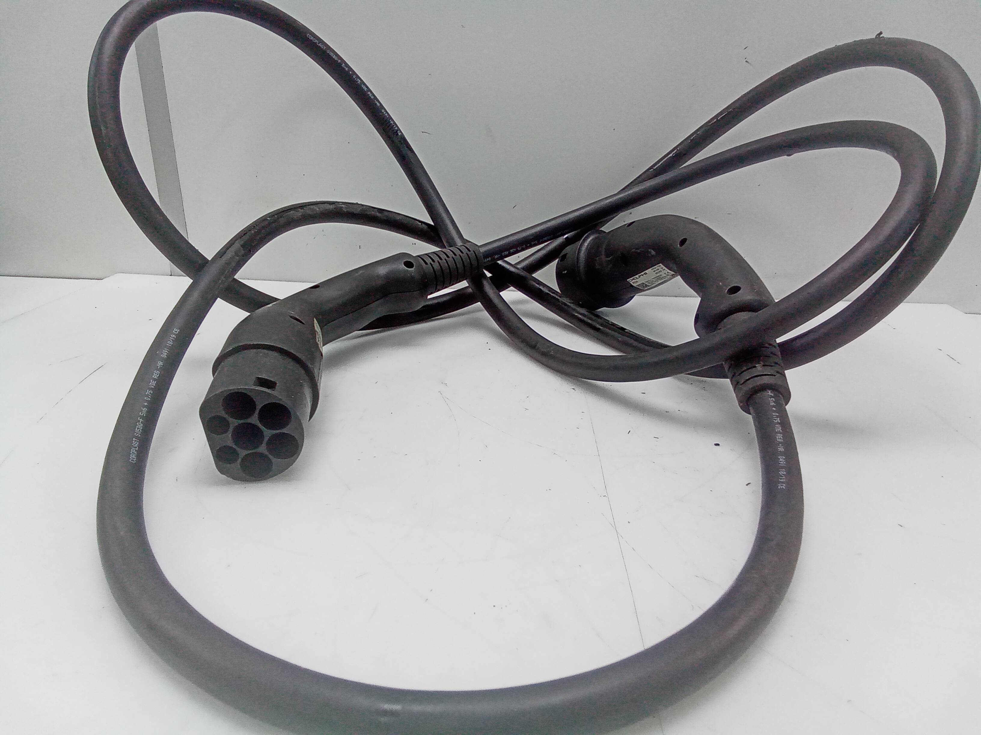 Cable cargador mercedes-benz clase glc (bm 253)(06.2015->)