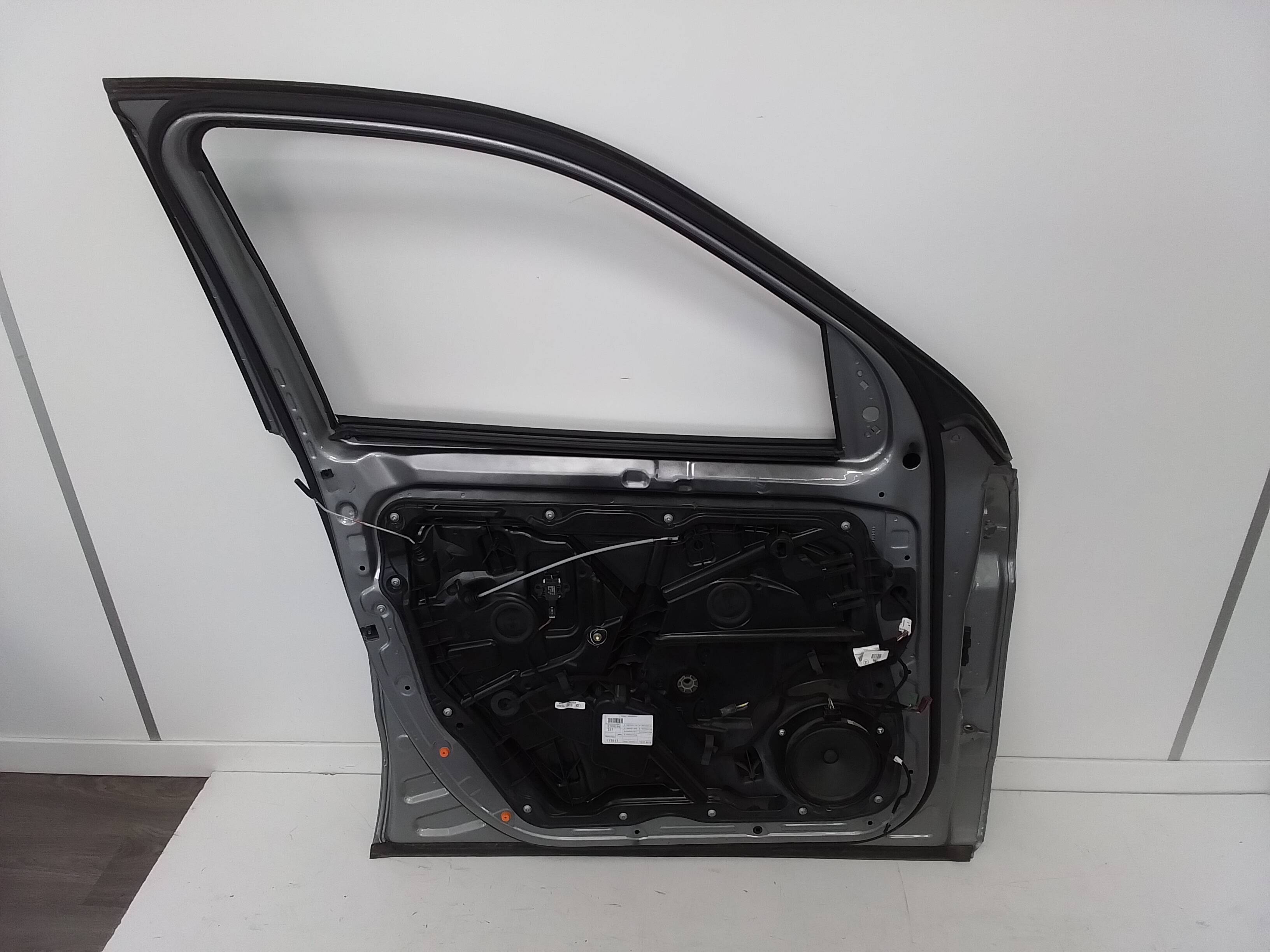 Puerta delantera izquierda mercedes-benz clase m (bm 166)(06.2011->)