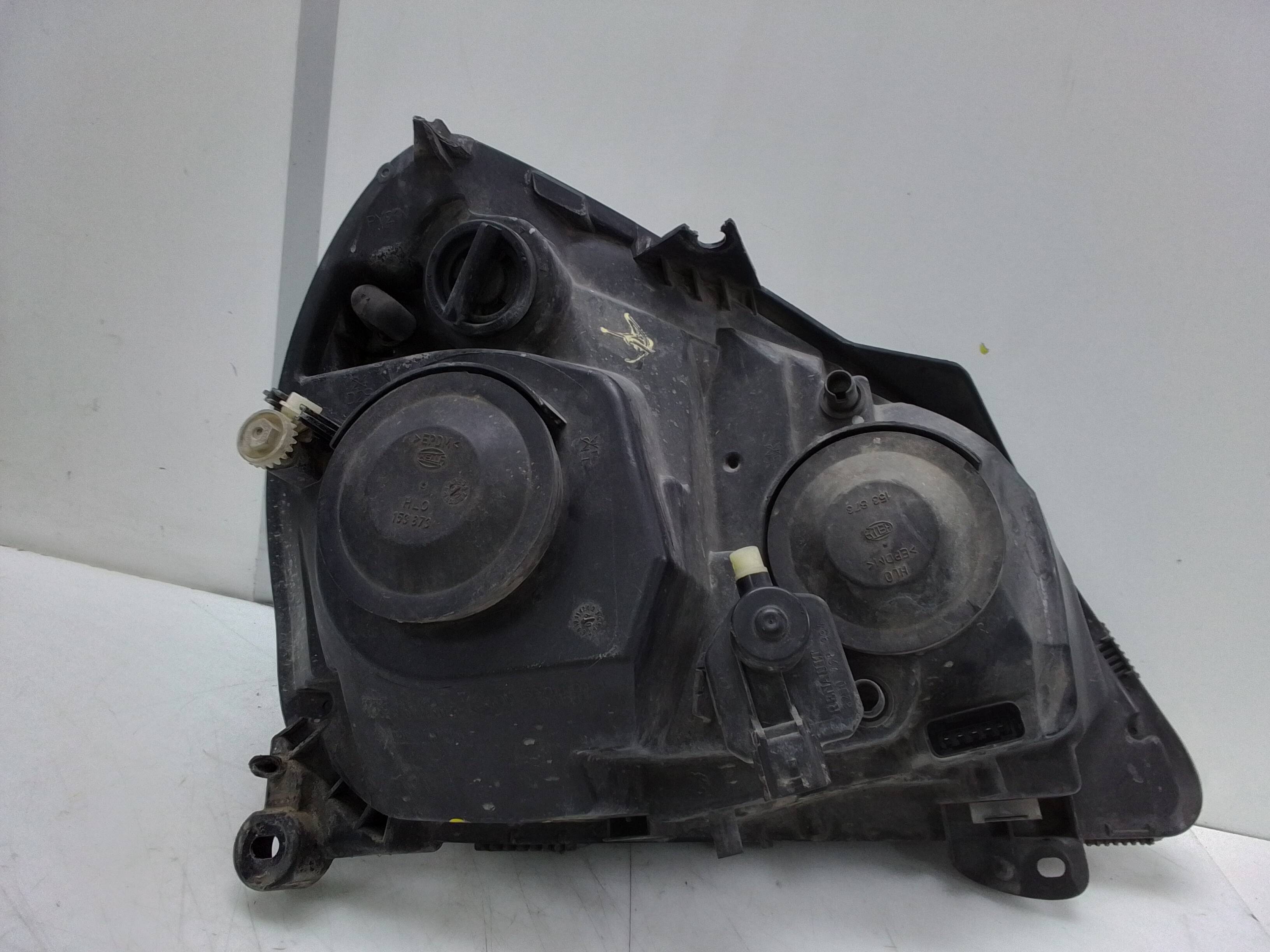 Faro izquierdo renault clio iii