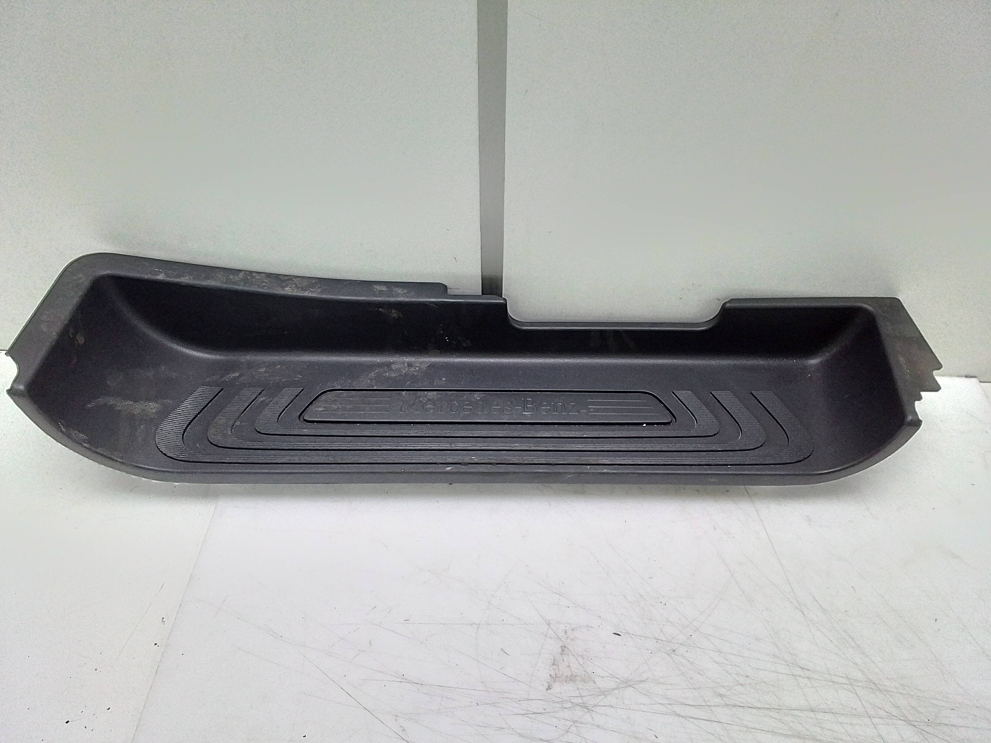 Moldura bajo puerta mercedes-benz v -clase combi (447)(01.2014->)