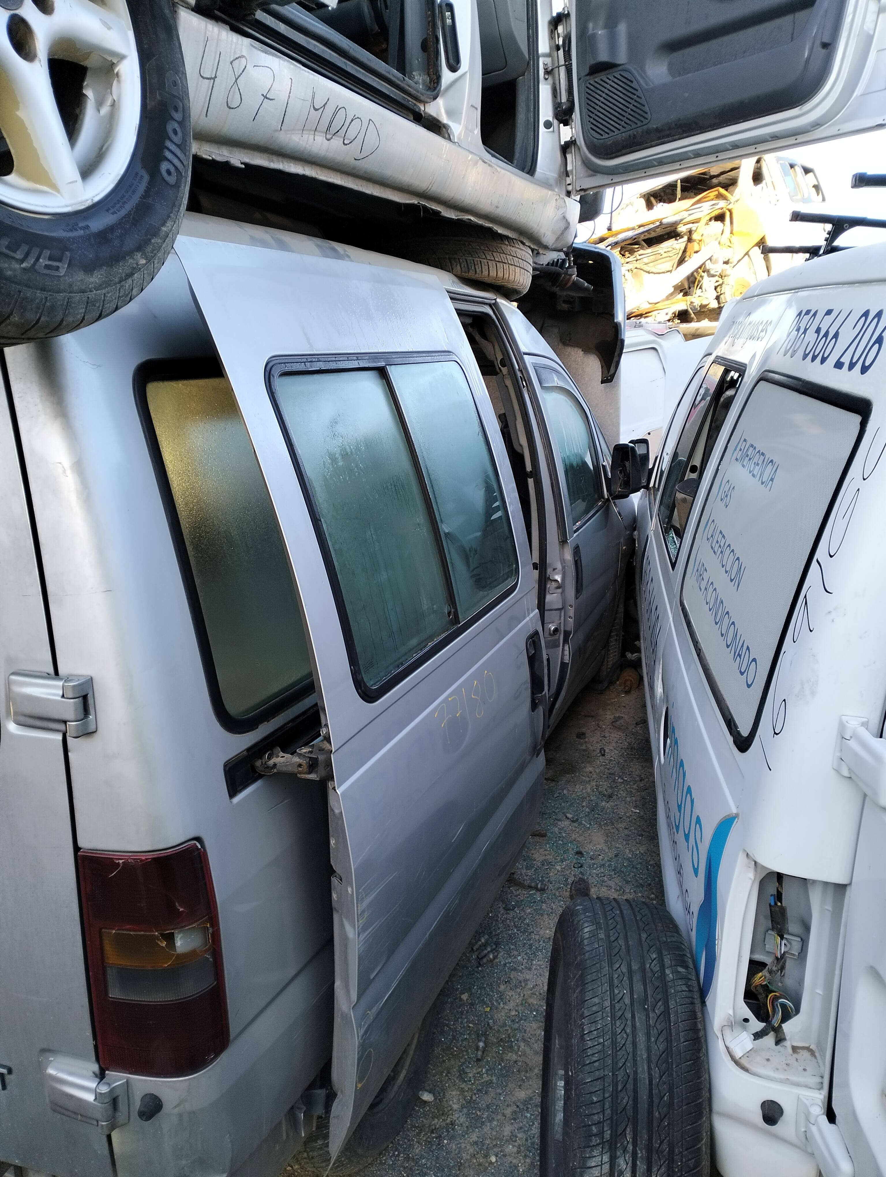 Goma puerta trasera derecha citroen jumpy (2003->)