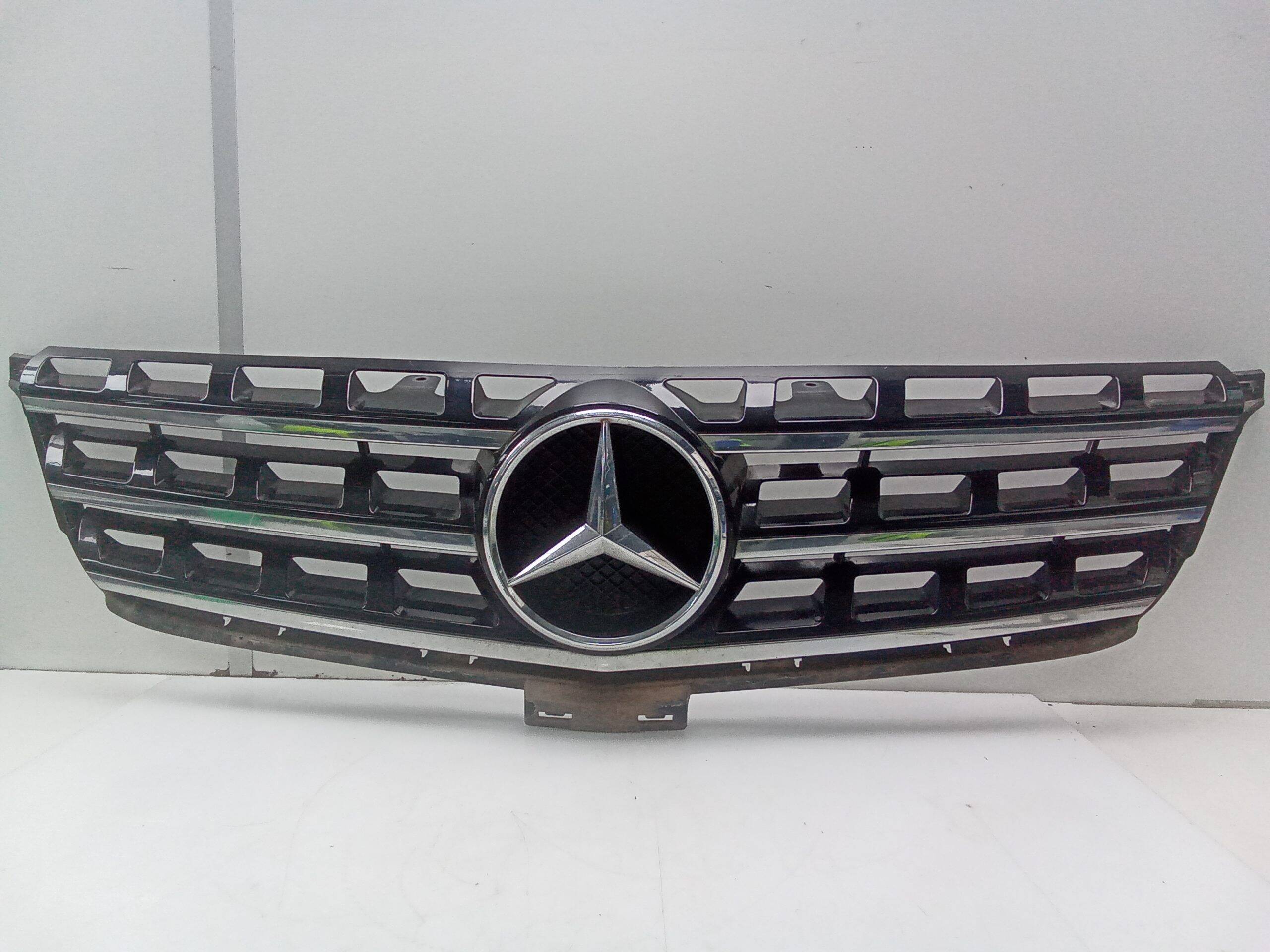 Rejilla paragolpes delantero mercedes-benz clase m (bm 166)(06.2011->)