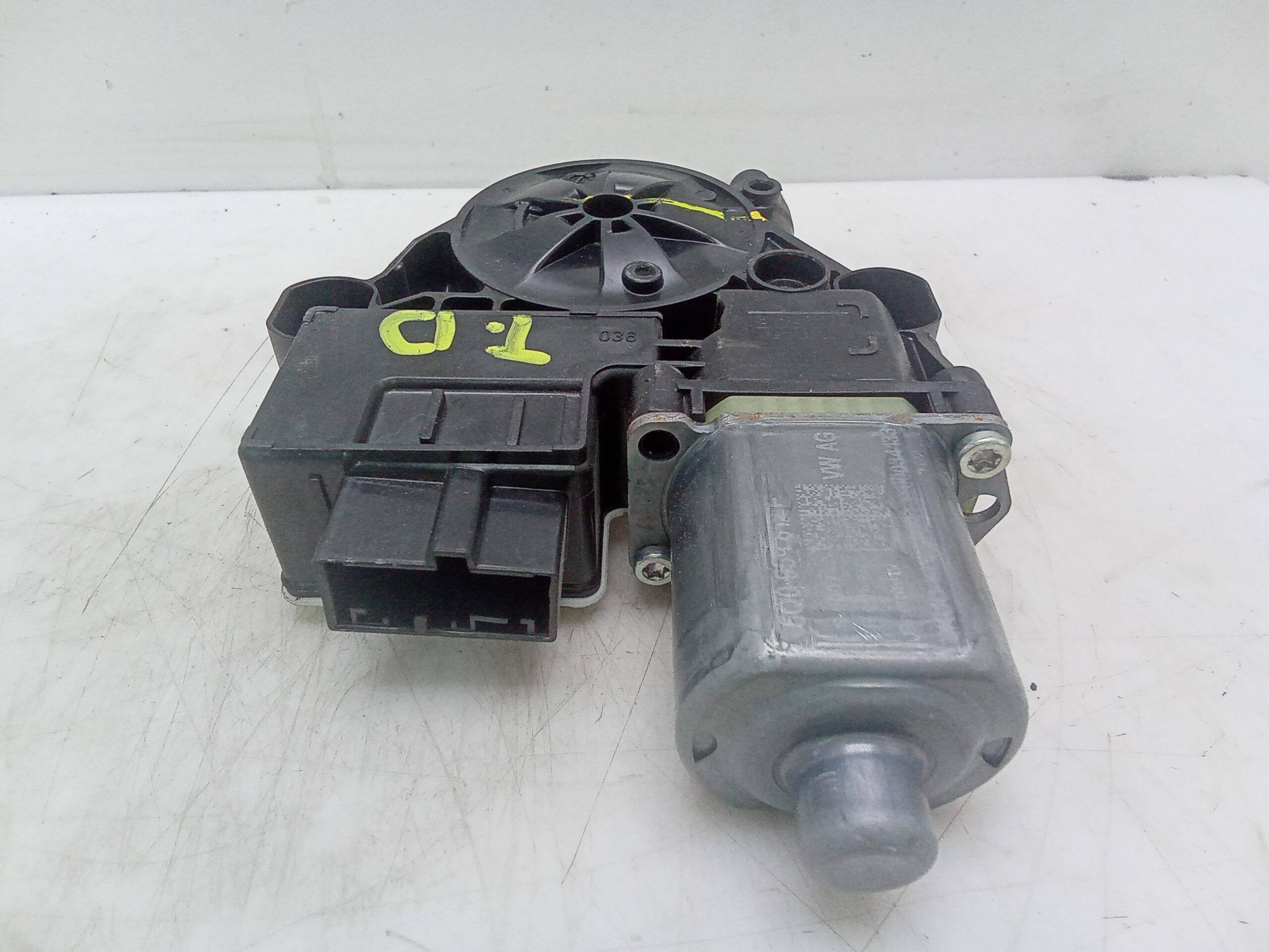 Motor elevalunas trasero derecho seat ateca (kh7)(03.2016->)