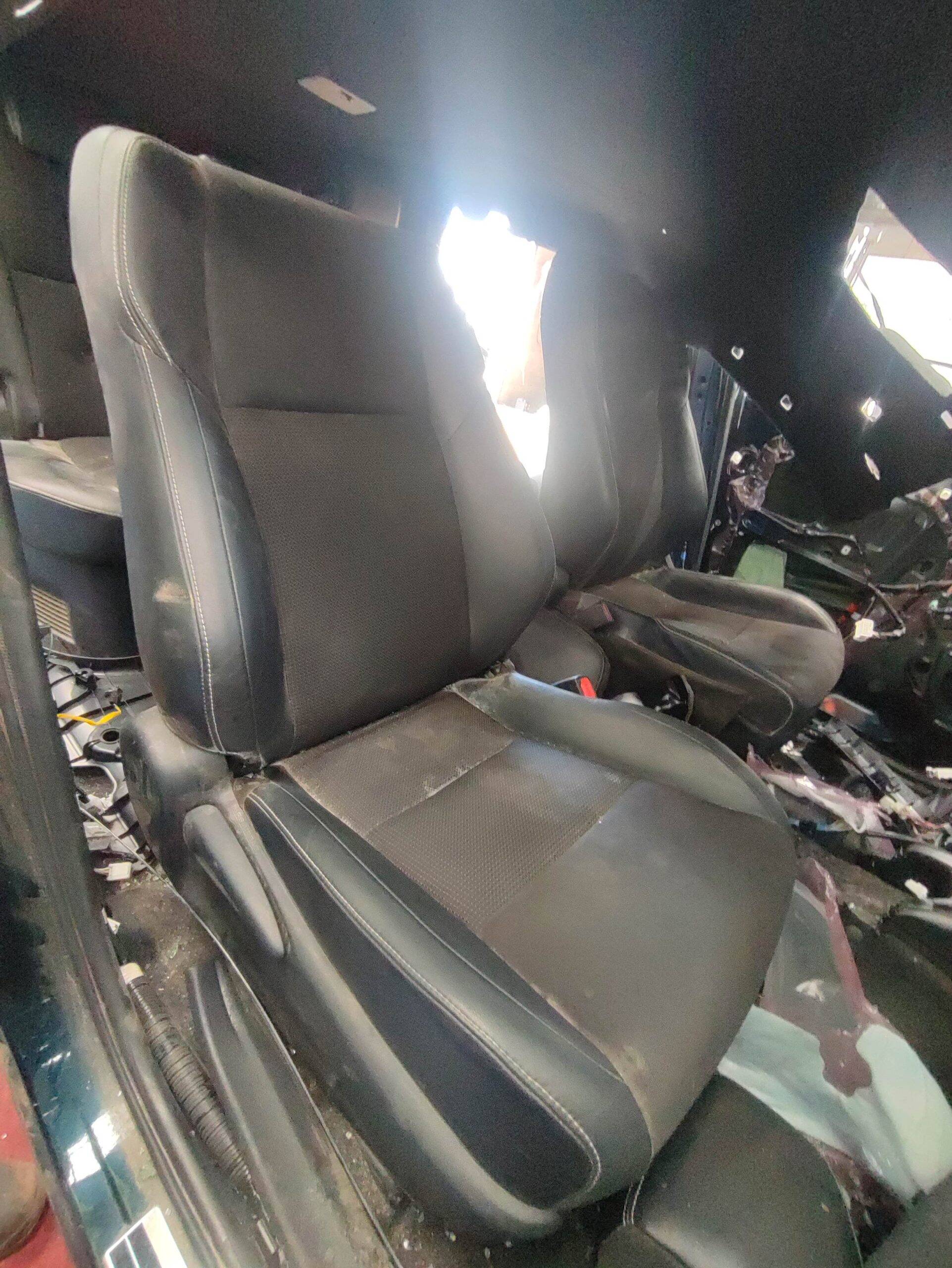 Asiento delantero derecho toyota rav4 (a4)(2013->)