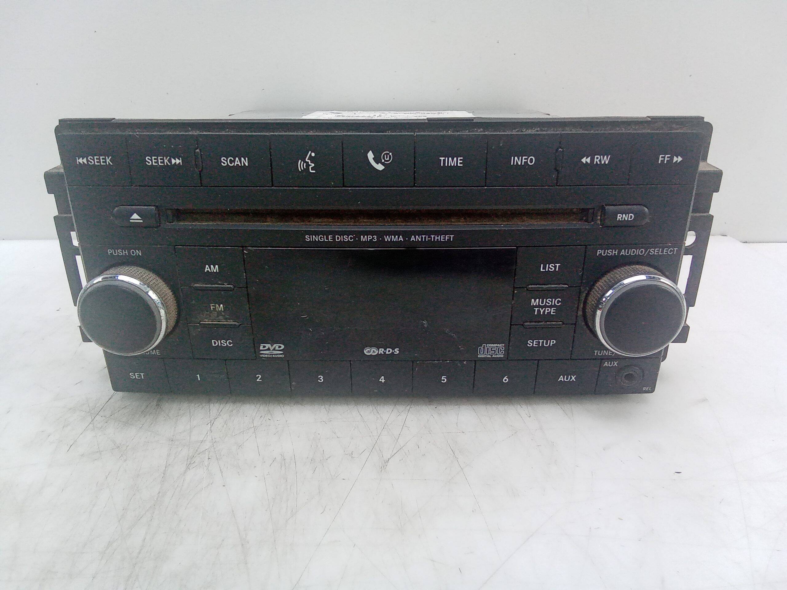 Radio chrysler grand voyager (rt)(2008->)