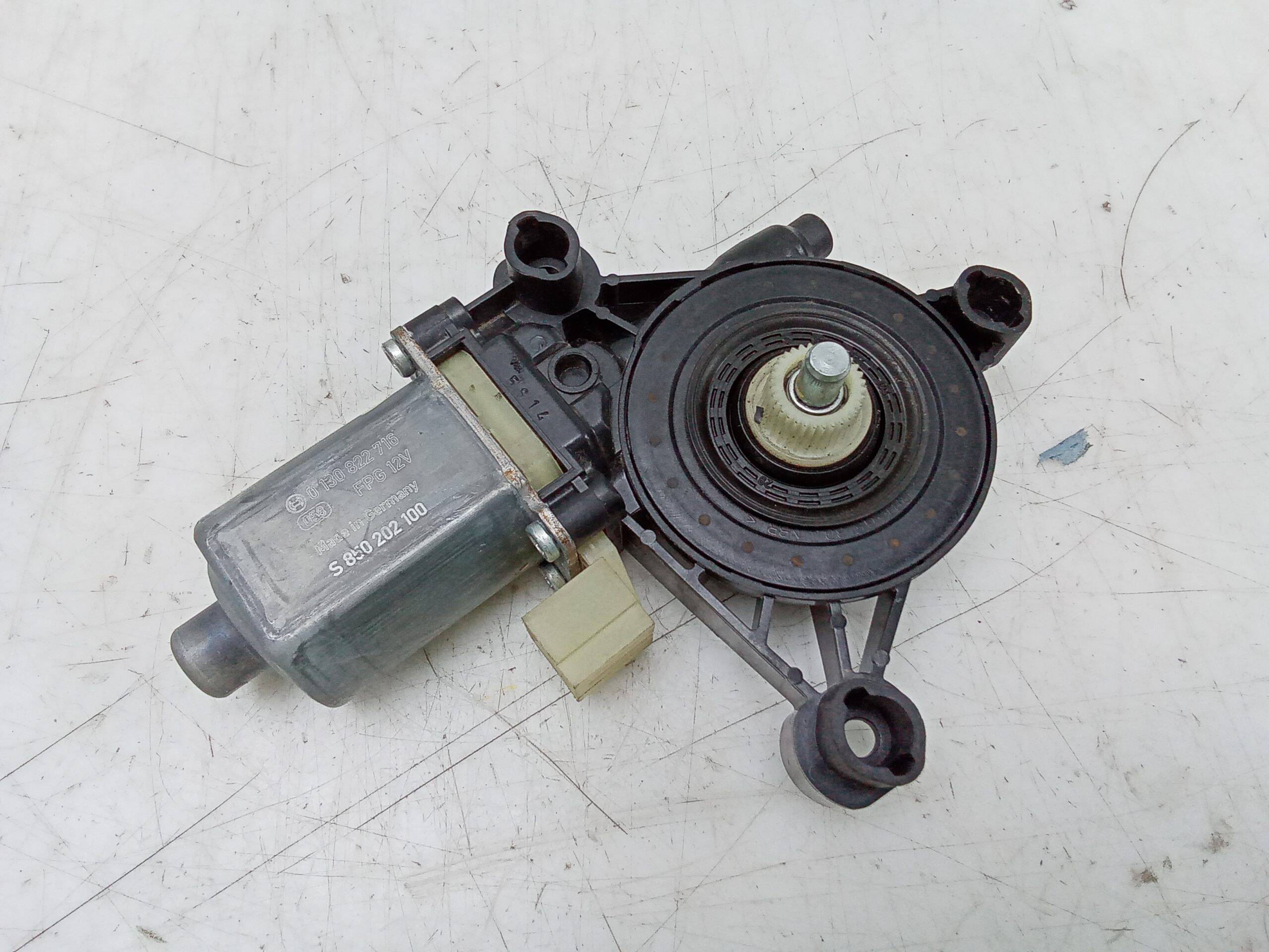 Motor elevalunas delantero derecho volkswagen golf vii (5g1/be1)(09.2012->)