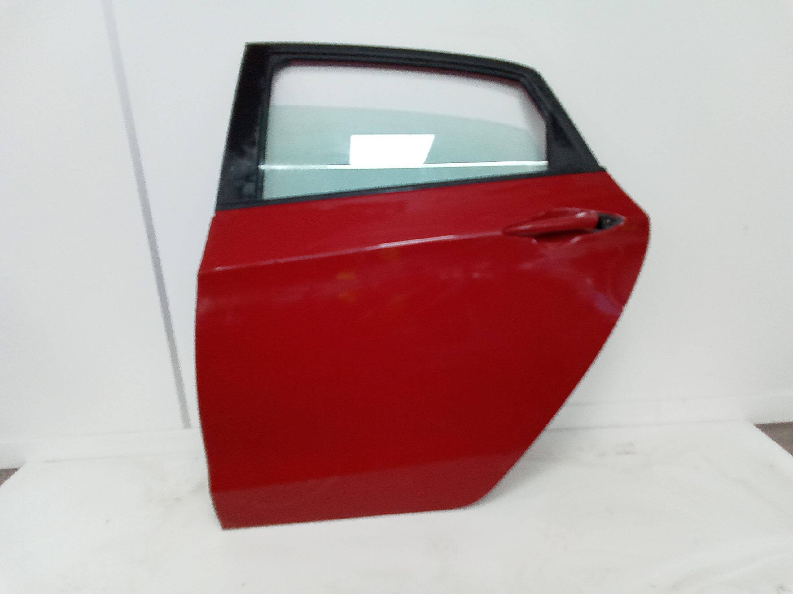 Puerta trasera izquierda hyundai i30 (gd)(2012->)