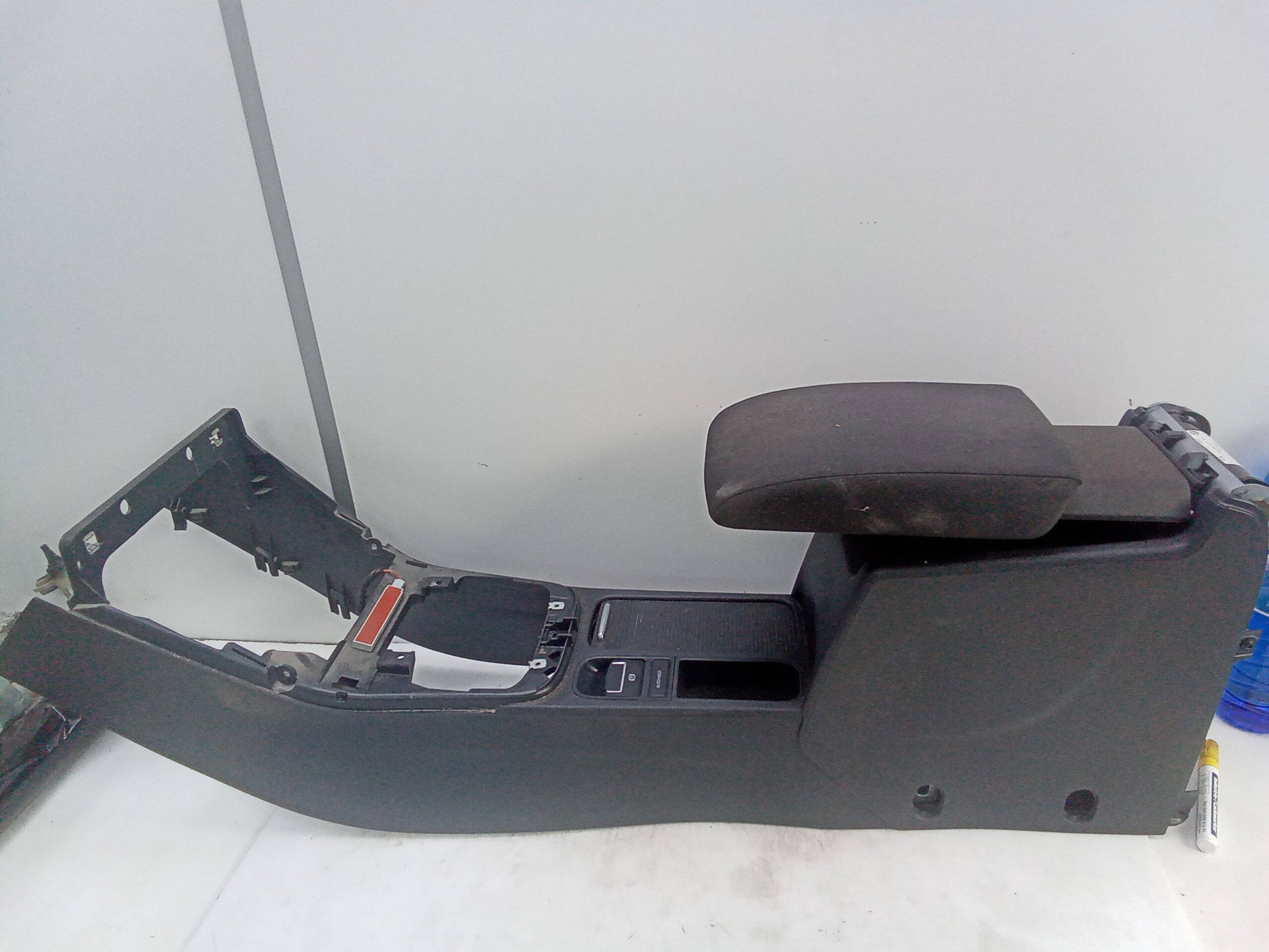 Consola central volkswagen tiguan (5n2)(02.2011->)