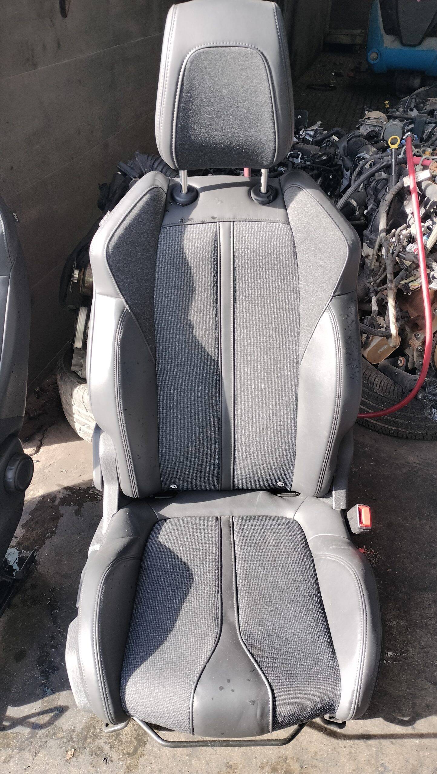 Asiento delantero derecho peugeot 3008 (07.2016->)