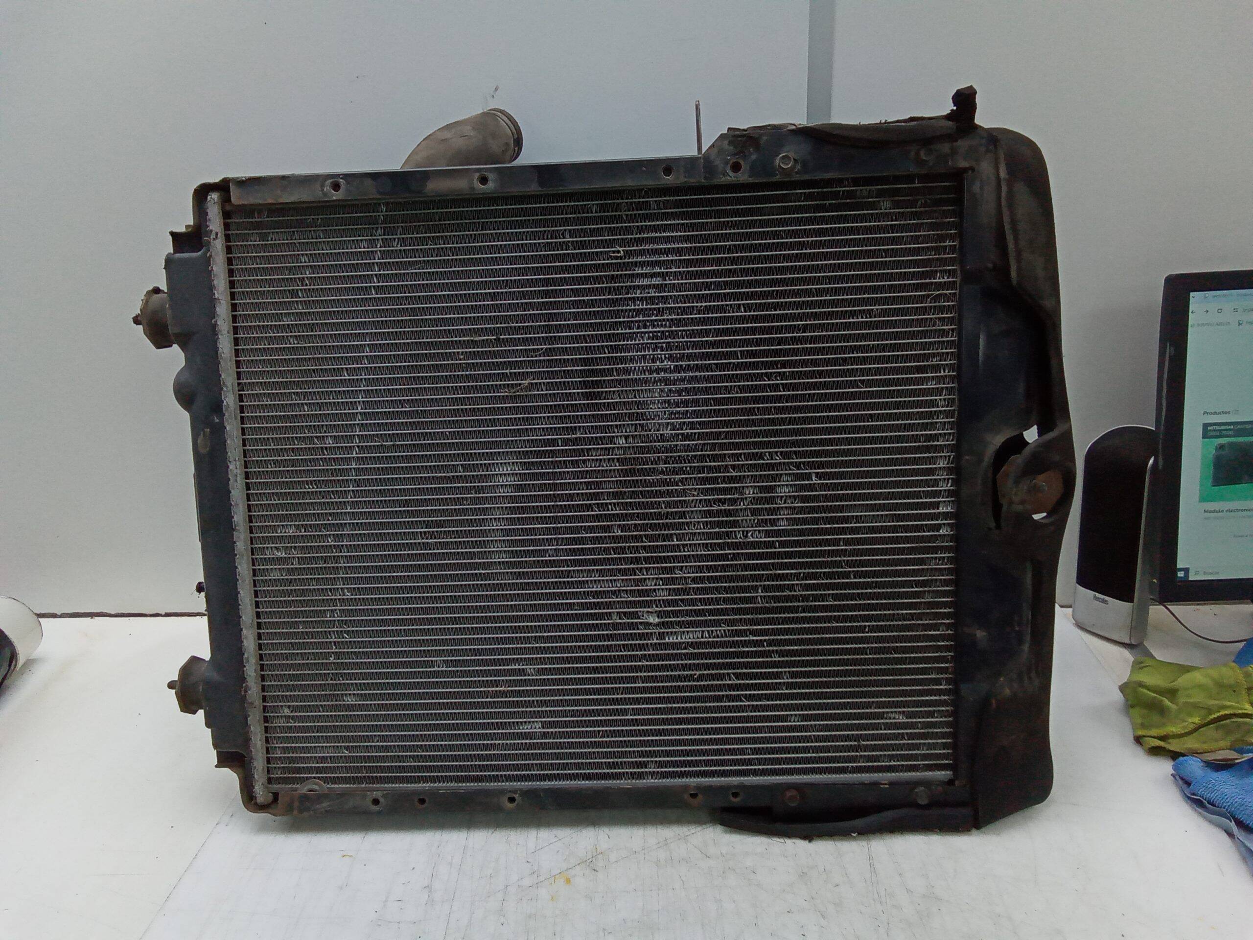 Radiador agua mitsubishi canter 01/96 ->