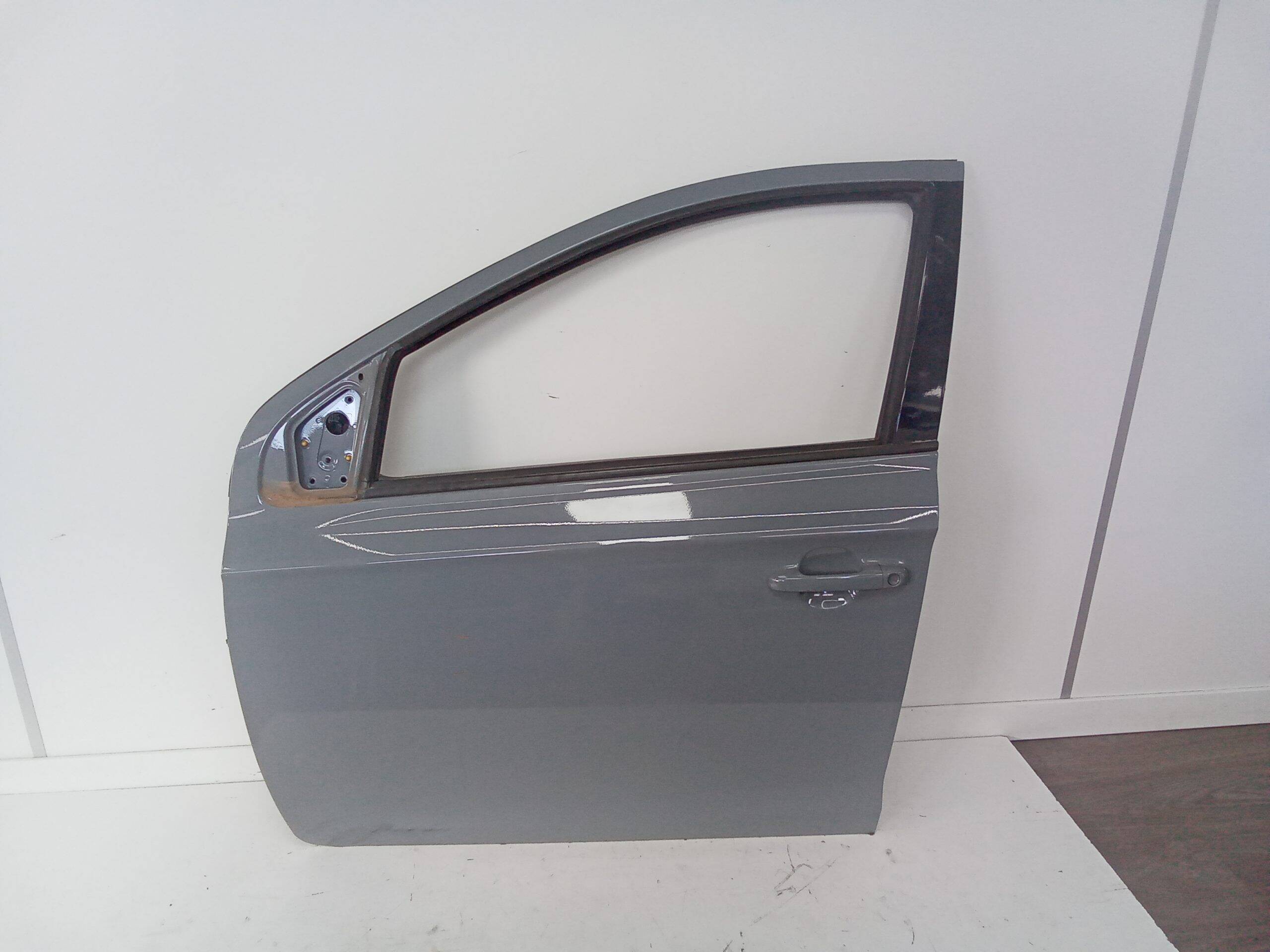 Puerta delantera izquierda hyundai i20 (pb)(2009->)