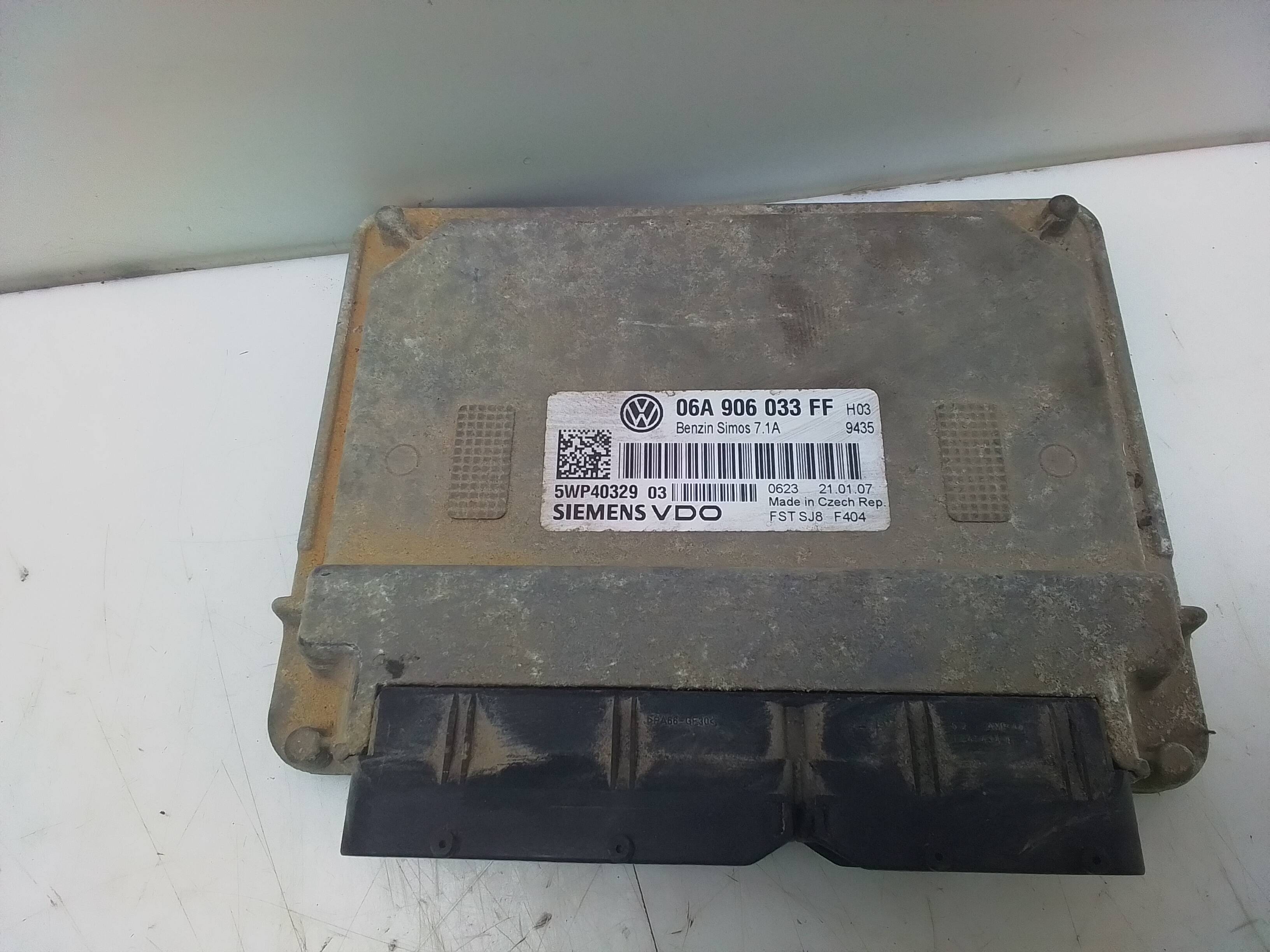 Centralita motor uce seat leon (1p1)(05.2005->)