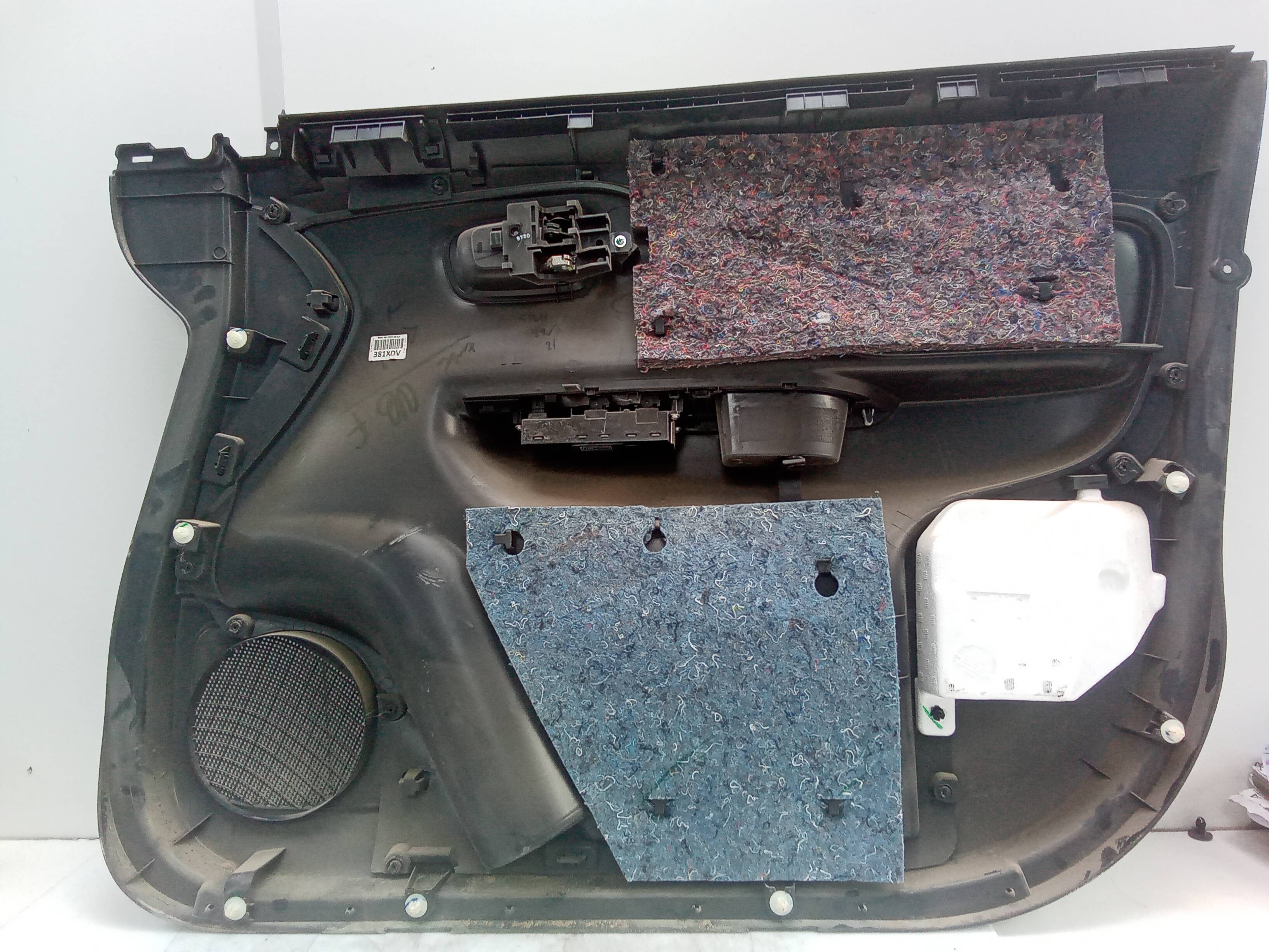 Guarnecido puerta delantera izquierda mitsubishi l 200 (kk0/kl0)(2015->)