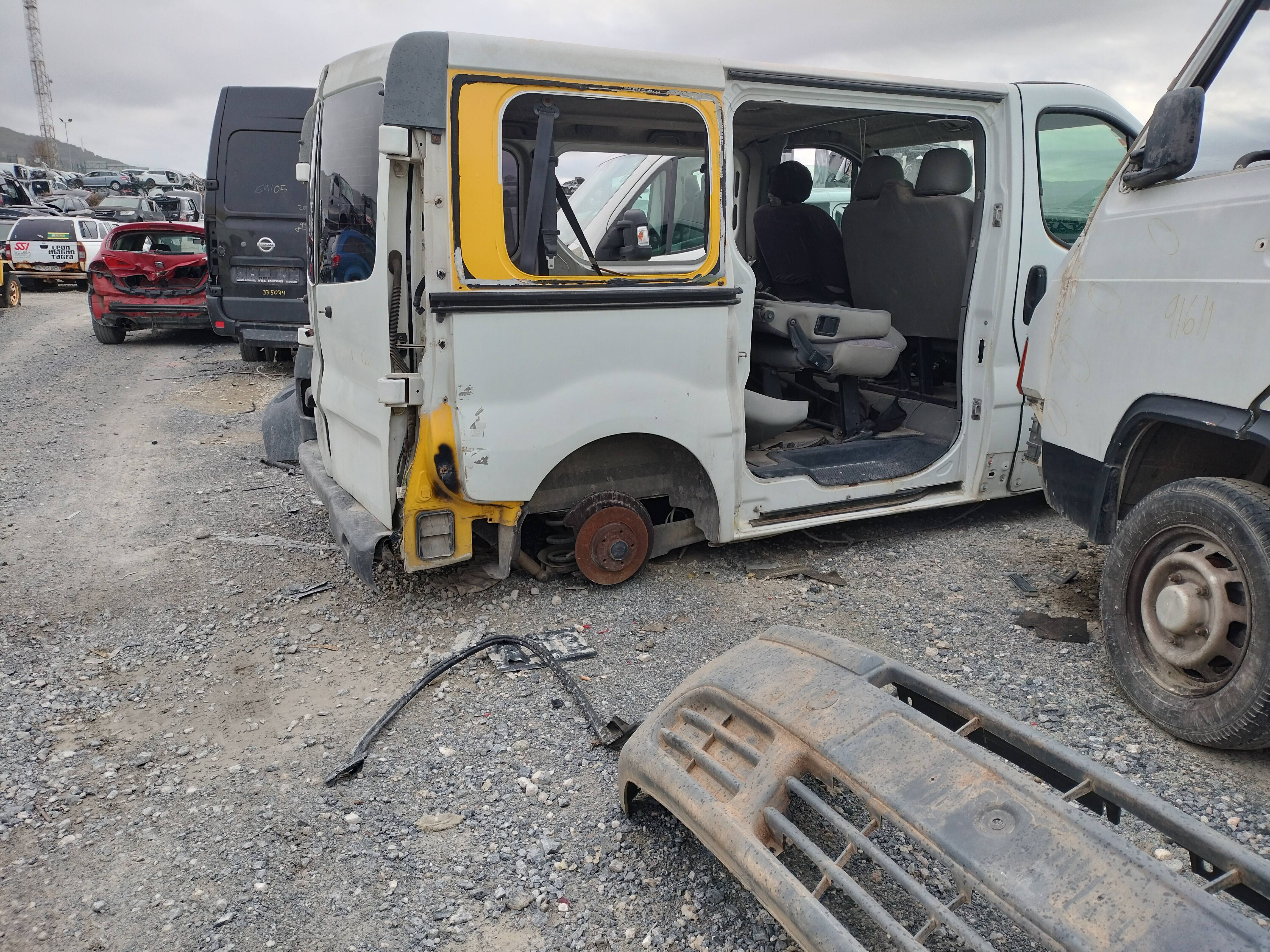 Deposito limpia renault trafic ii combi (04.2001->)