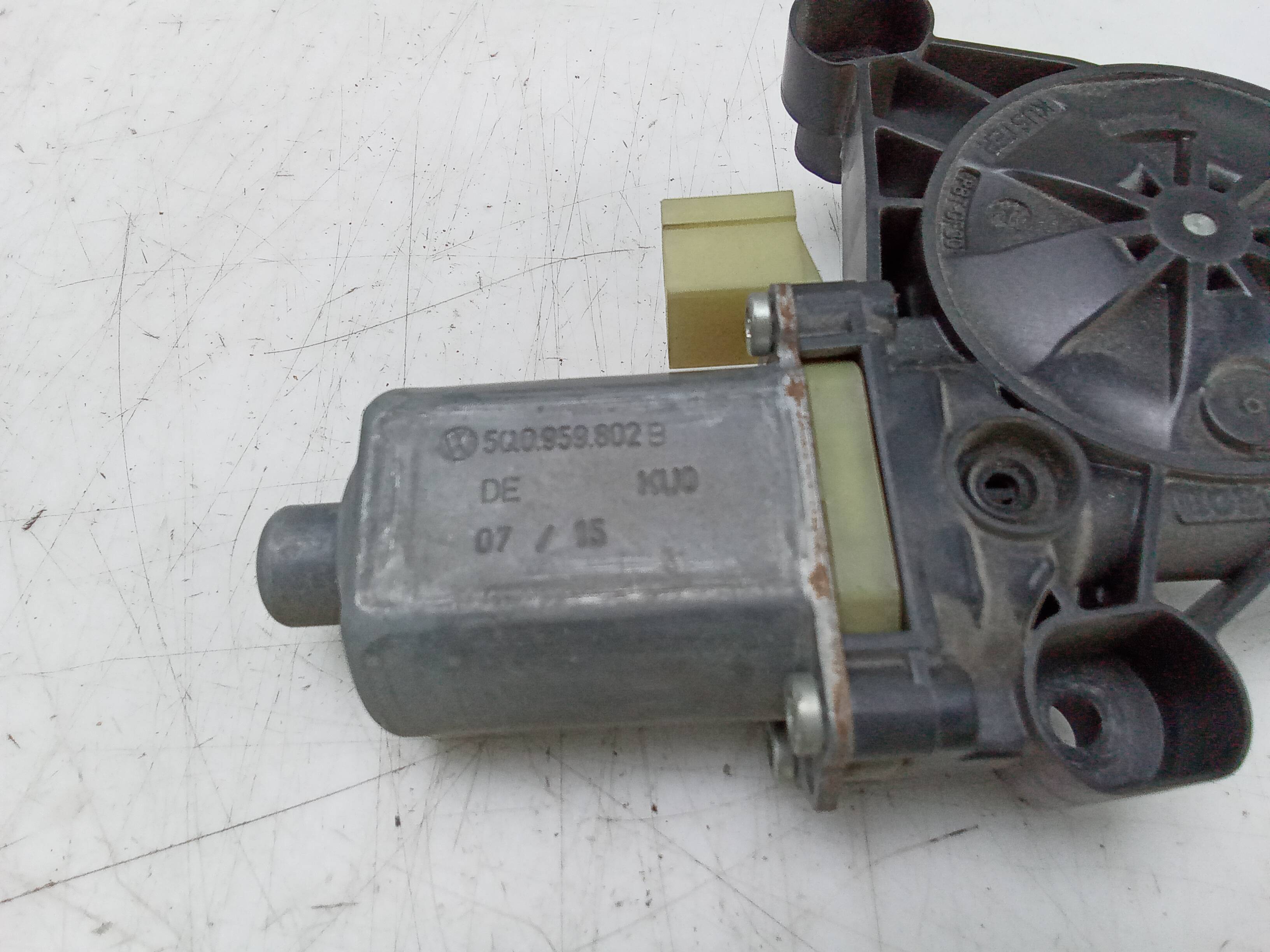 Motor elevalunas delantero derecho volkswagen golf vii (5g1/be1)(09.2012->)