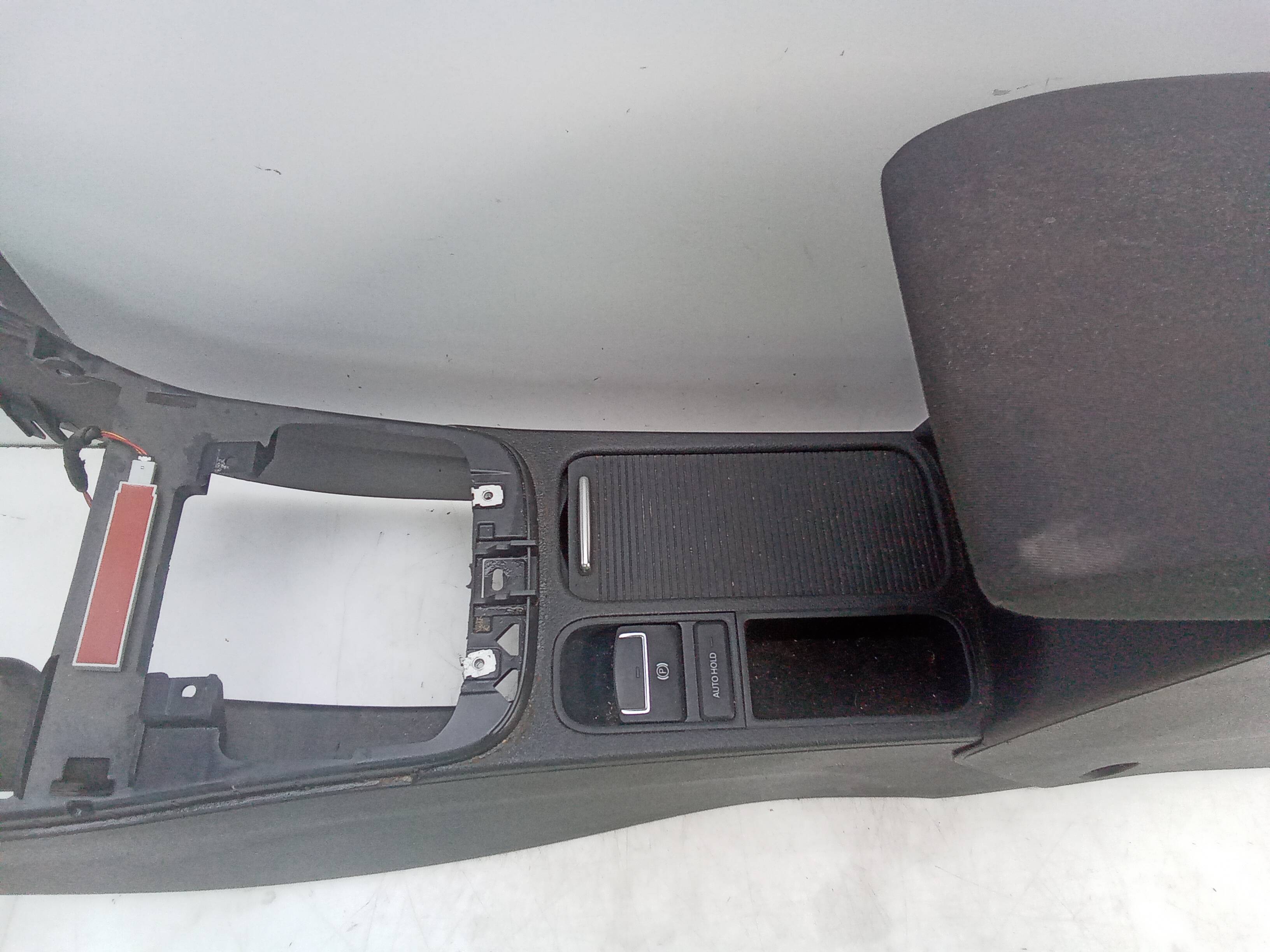 Consola central volkswagen tiguan (5n2)(02.2011->)