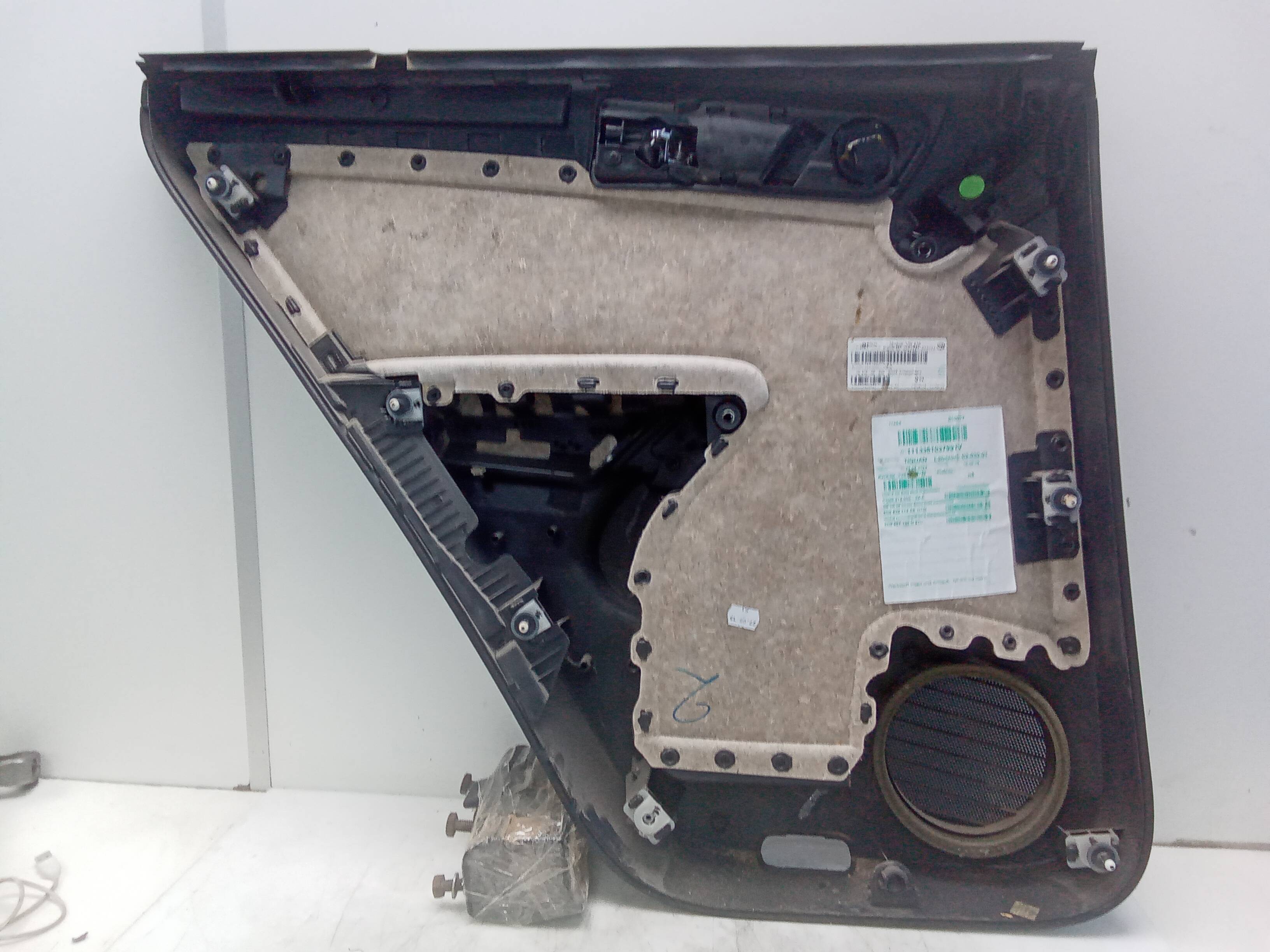 Guarnecido puerta trasera derecha volkswagen tiguan (5n2)(02.2011->)