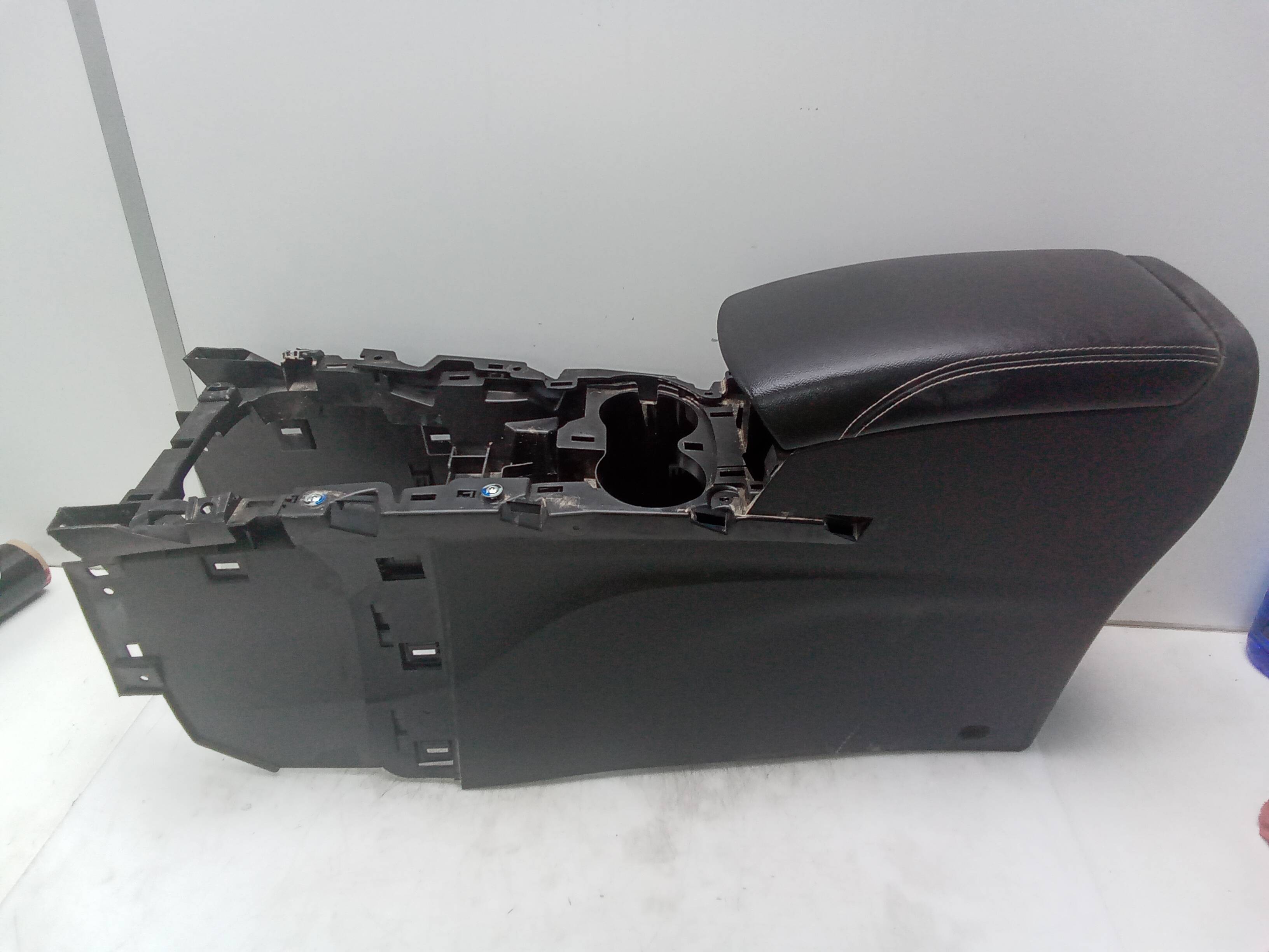 Consola central renault kadjar (06.2015->)