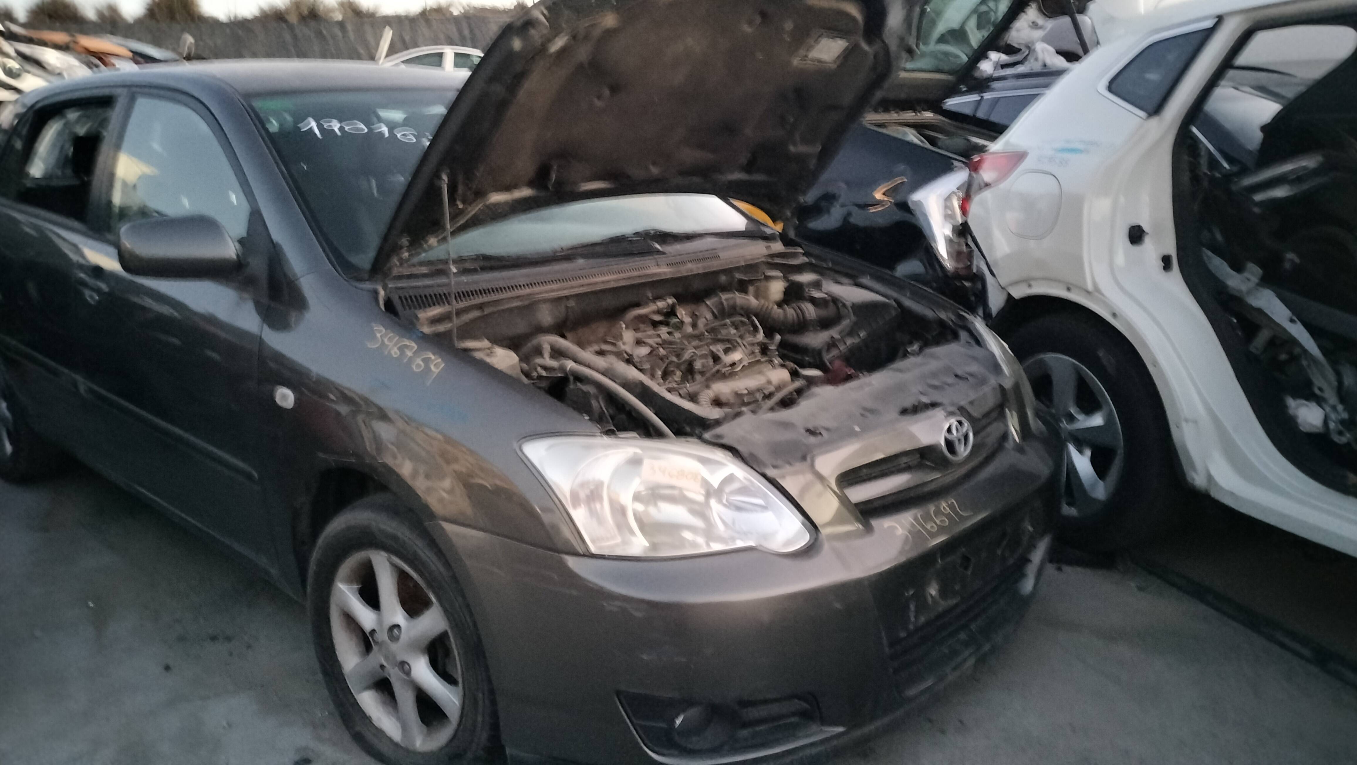 Amortiguador delantero izquierdo toyota corolla (e12)(2002->)