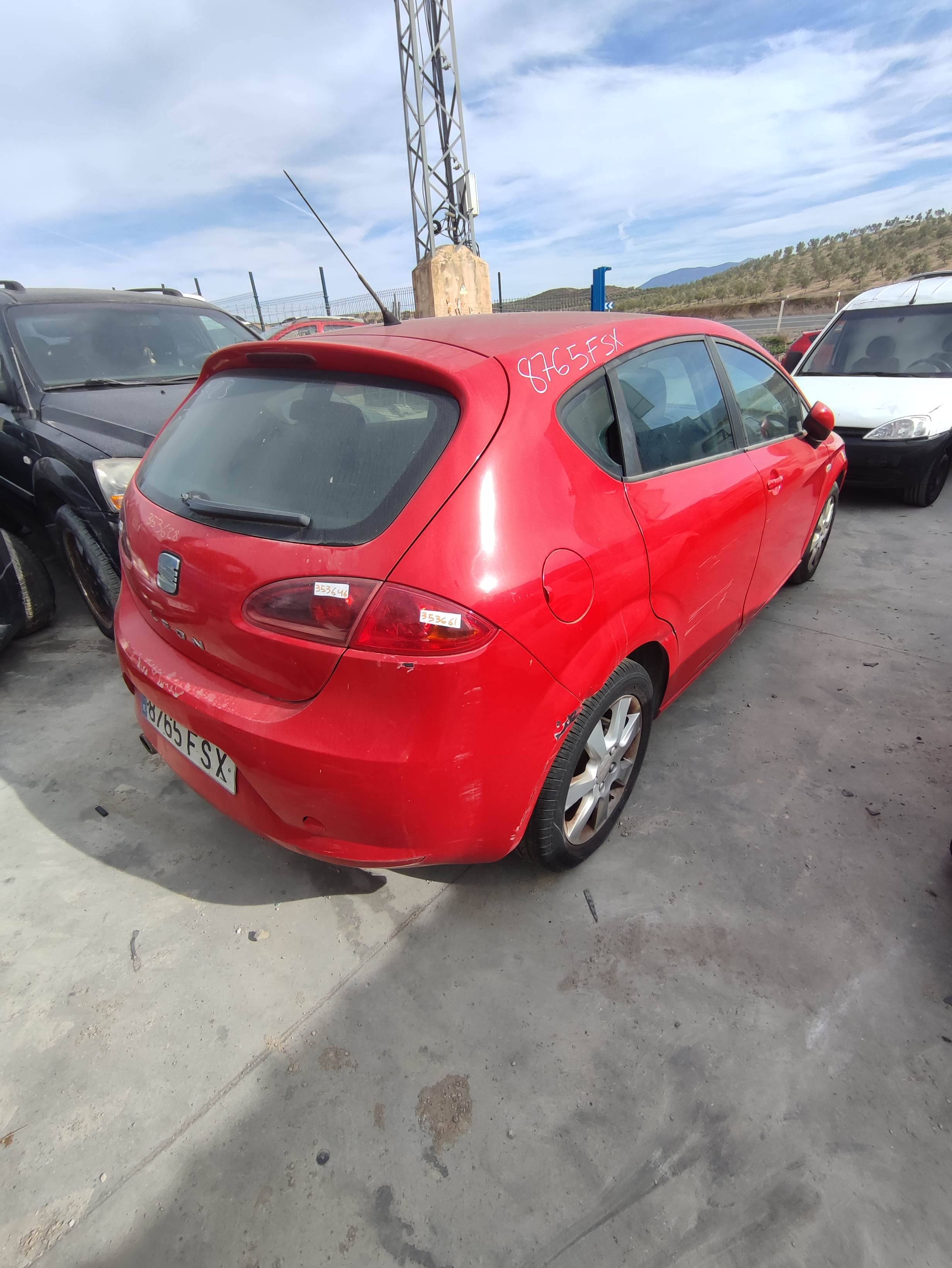 Traviesa trasera seat leon (1p1)(05.2005->)