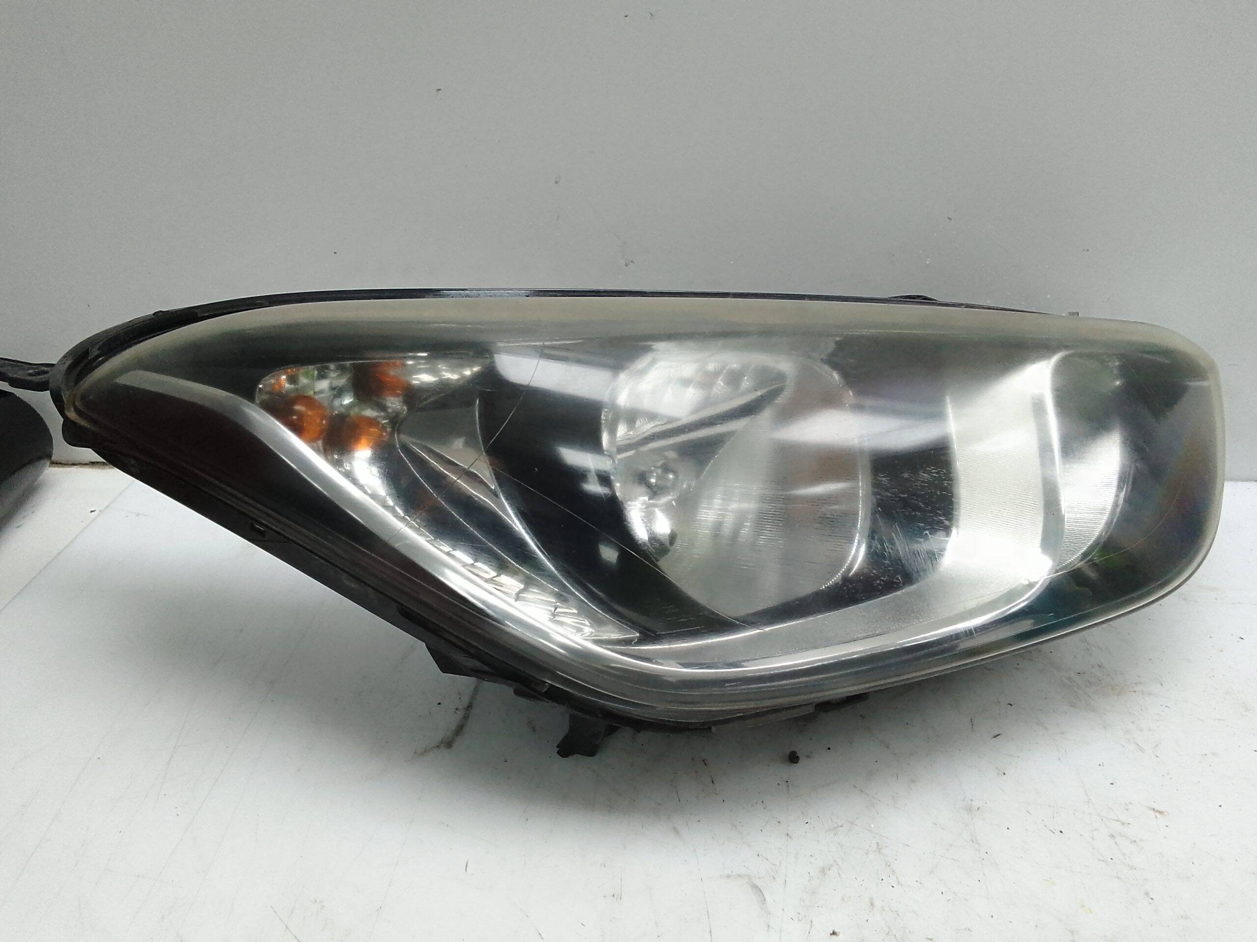 Faro derecho hyundai i20 (pb)(2009->)